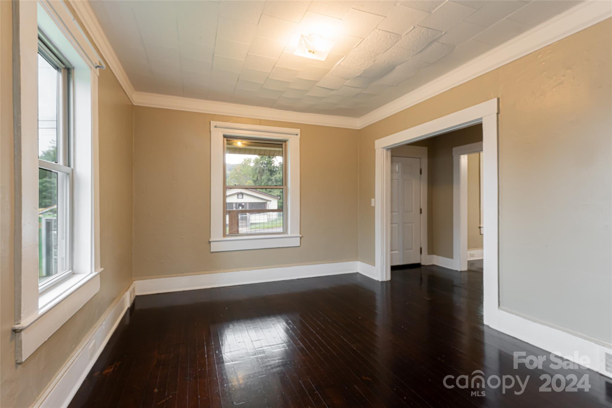 22 Pine Grove Avenue Property Photo 8