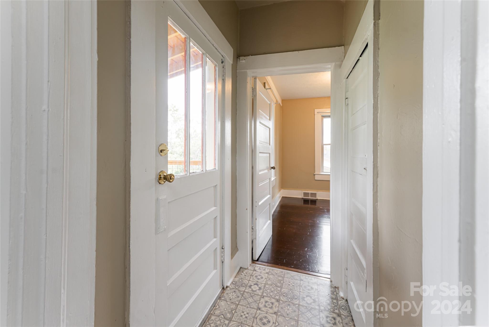 22 Pine Grove Avenue Property Photo 10