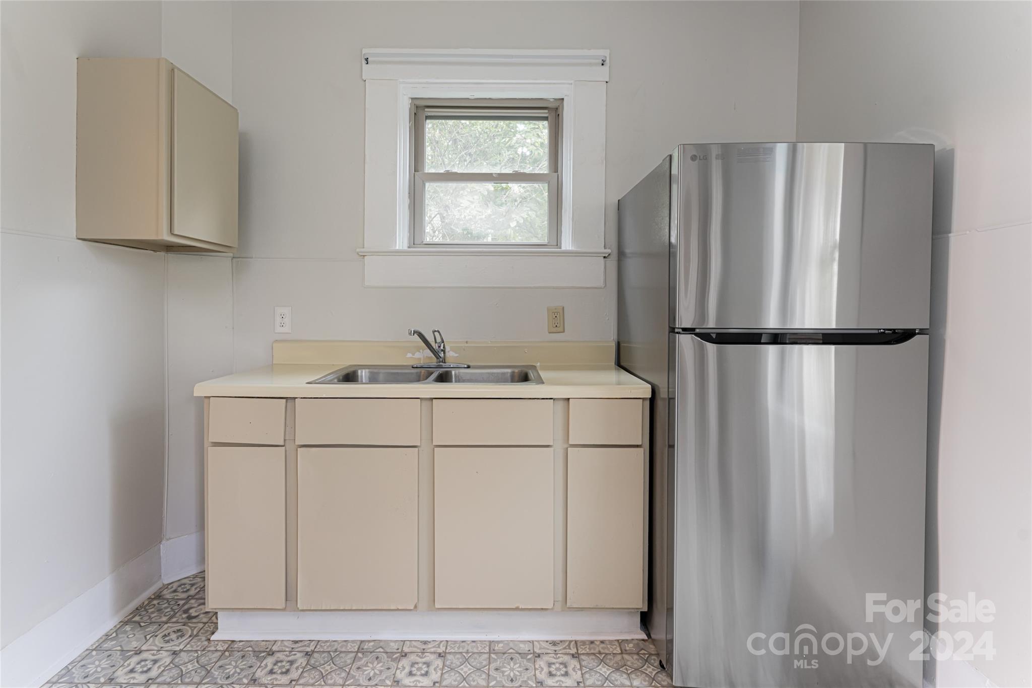 22 Pine Grove Avenue Property Photo 12