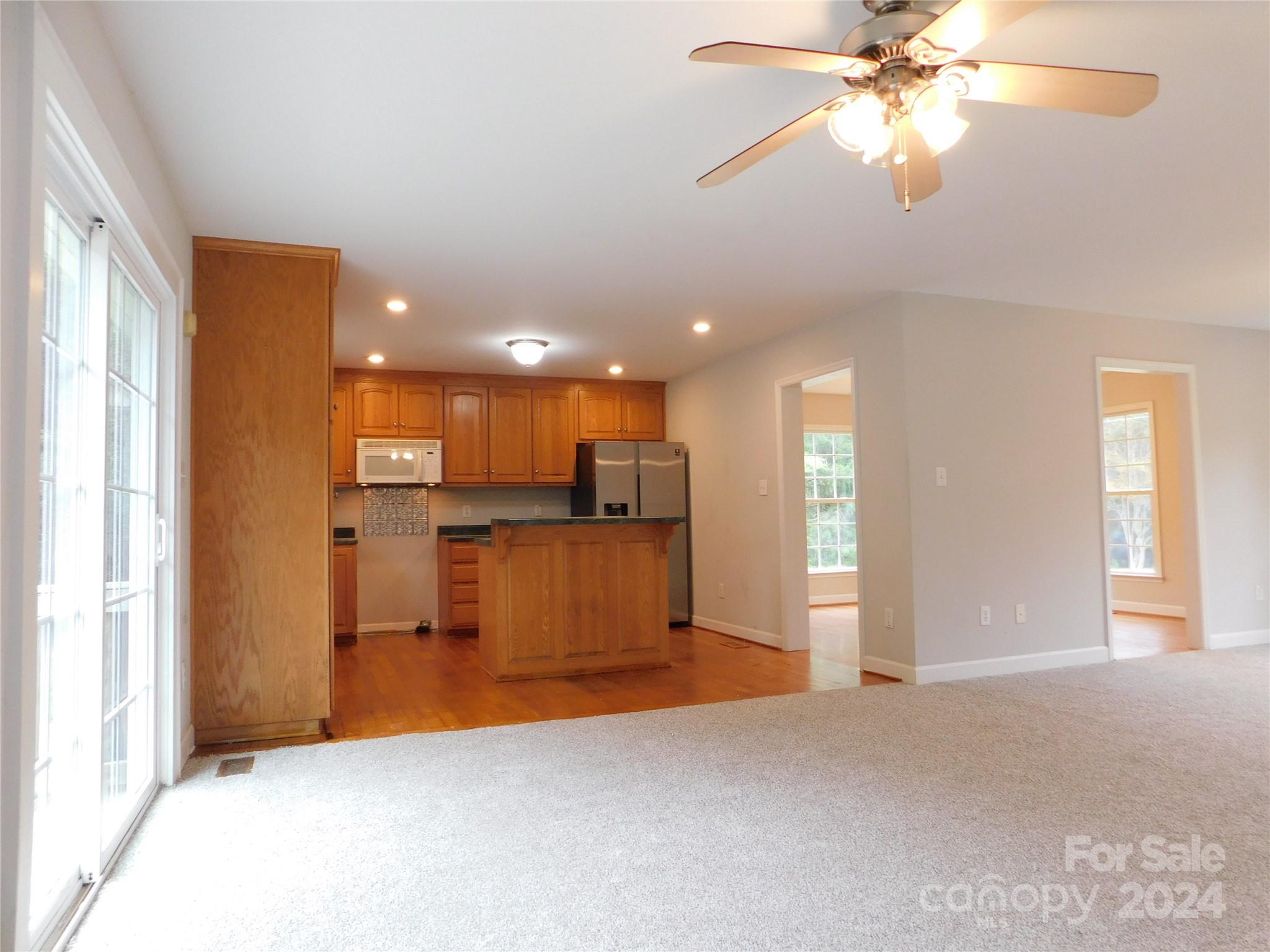 8885 Brandon Circle Property Photo 6
