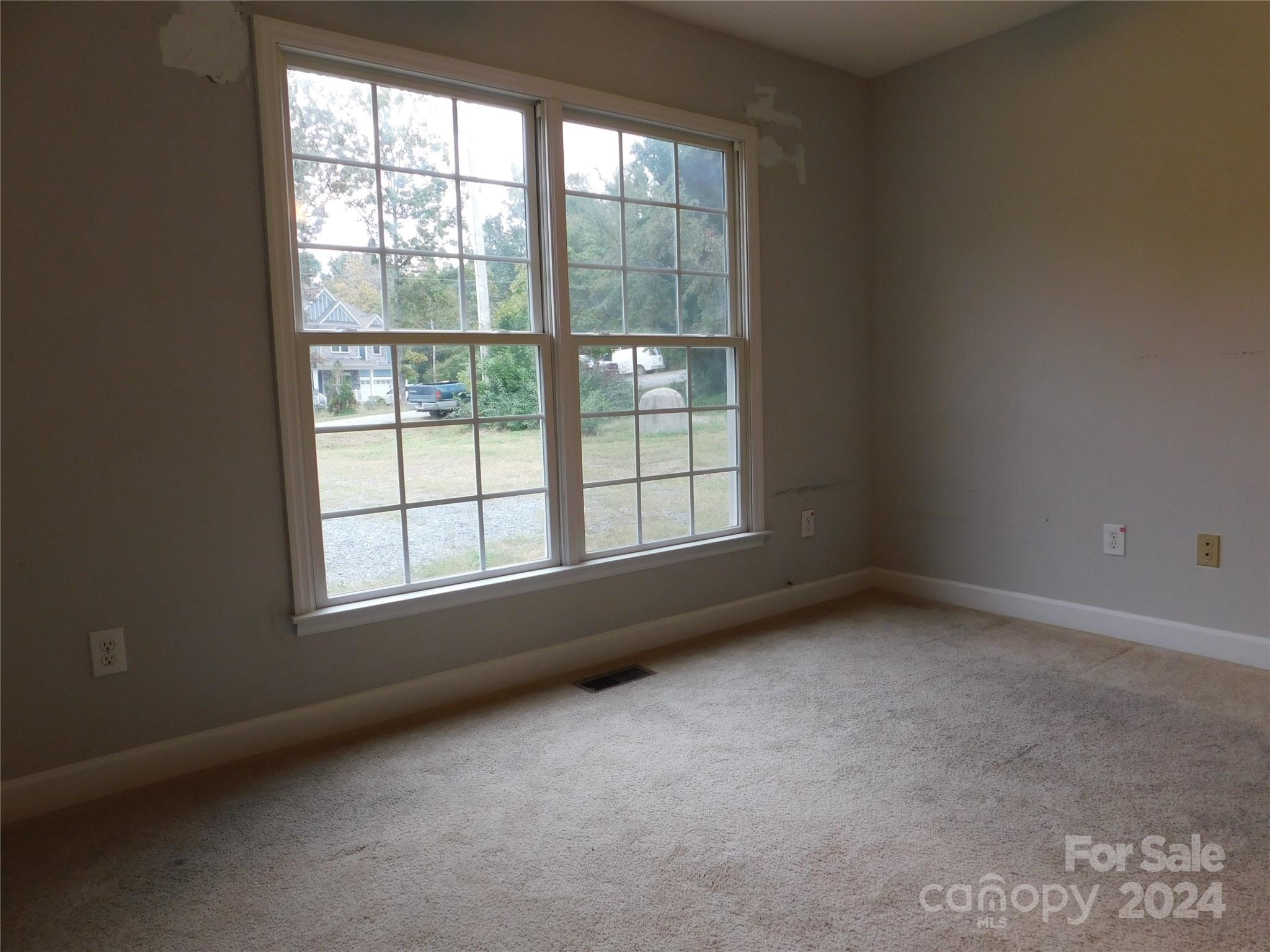 8885 Brandon Circle Property Photo 13