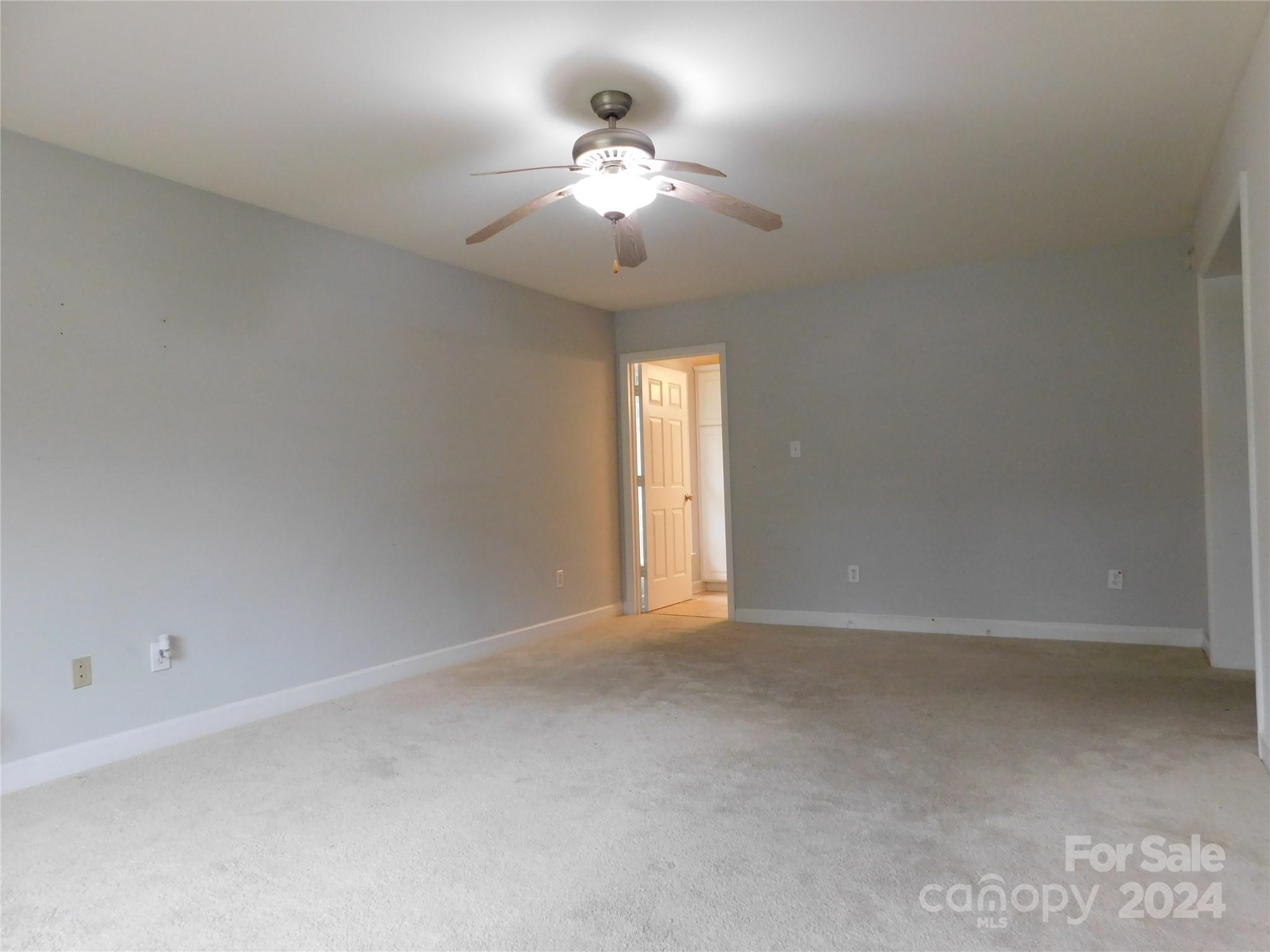 8885 Brandon Circle Property Photo 23