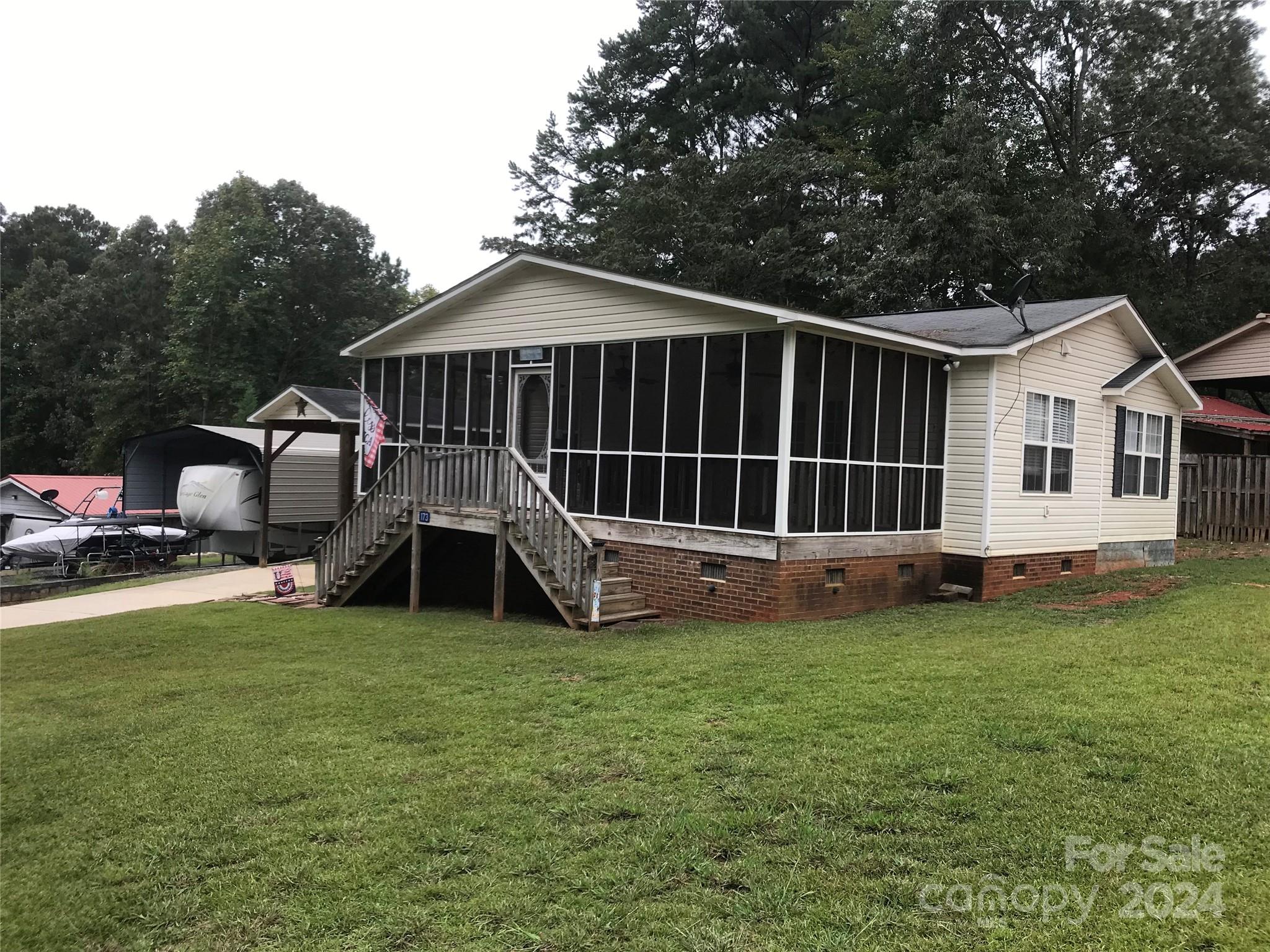 173/175 Landlubber Trail H173/175 Property Photo 3