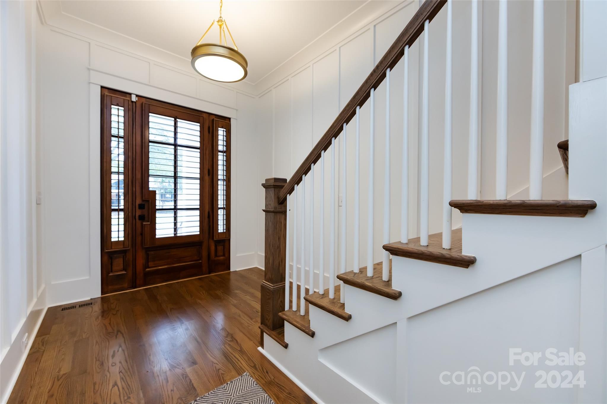 2508 Daniel Street Property Photo 5