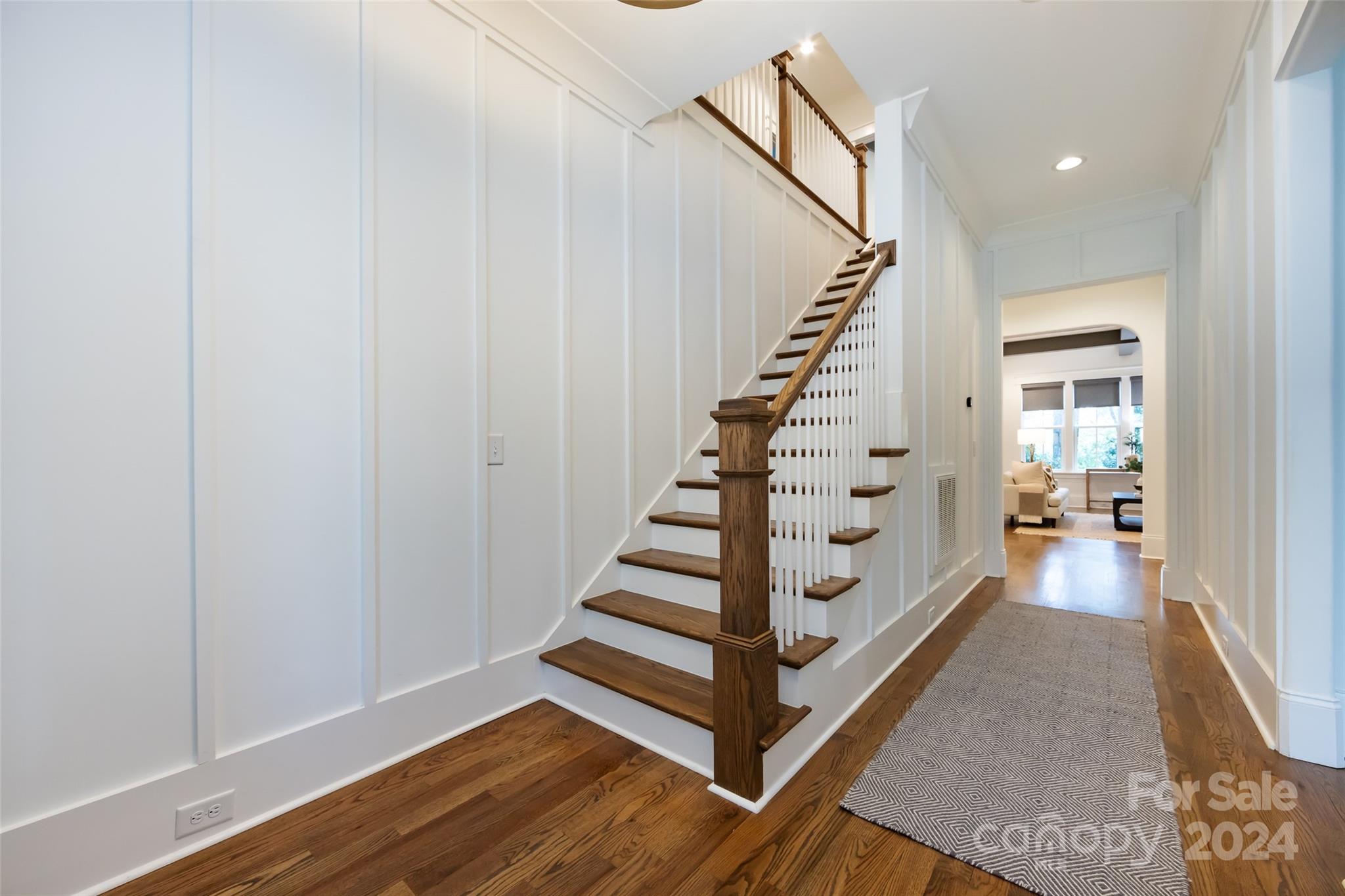 2508 Daniel Street Property Photo 6