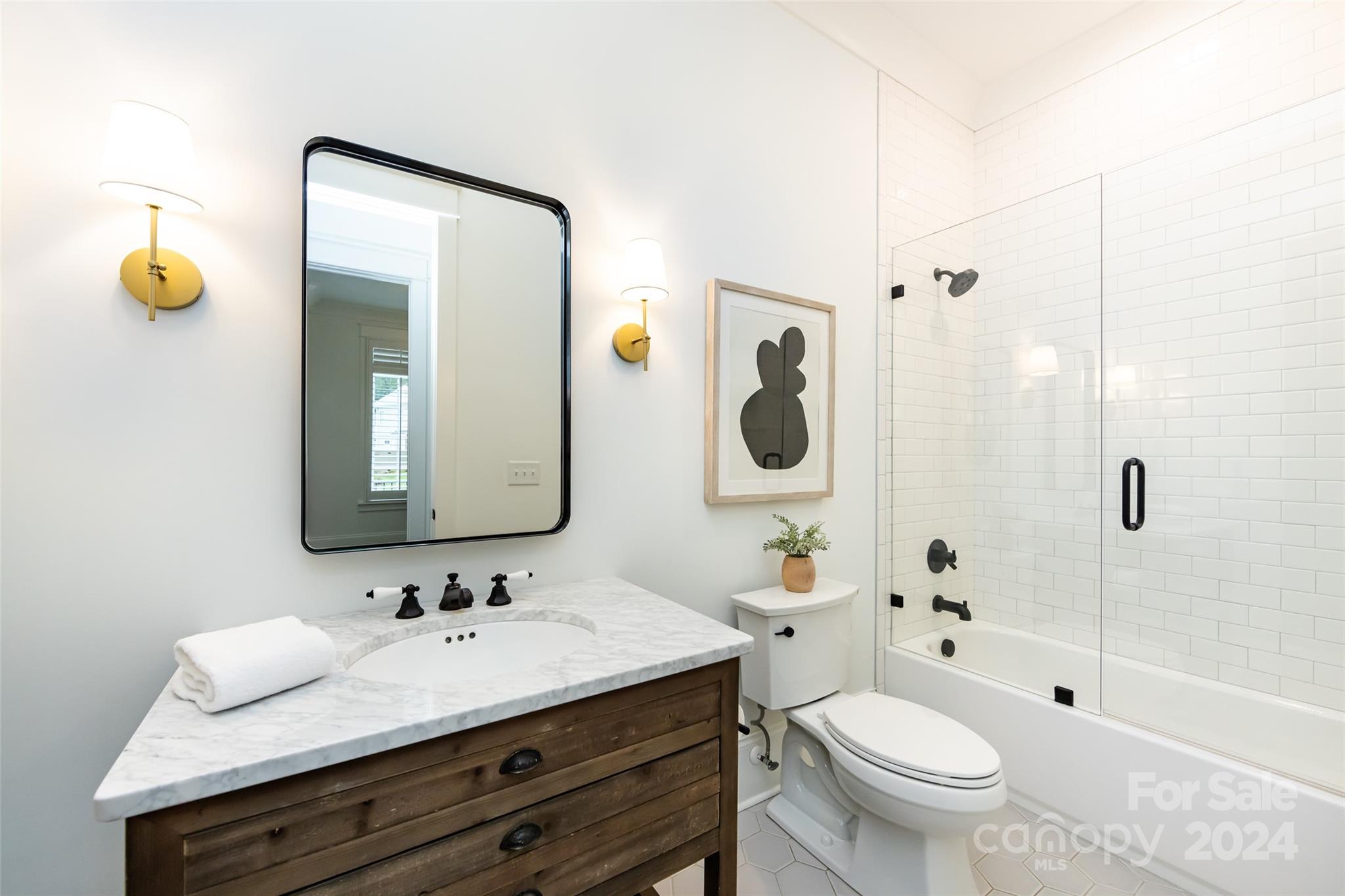 2508 Daniel Street Property Photo 10