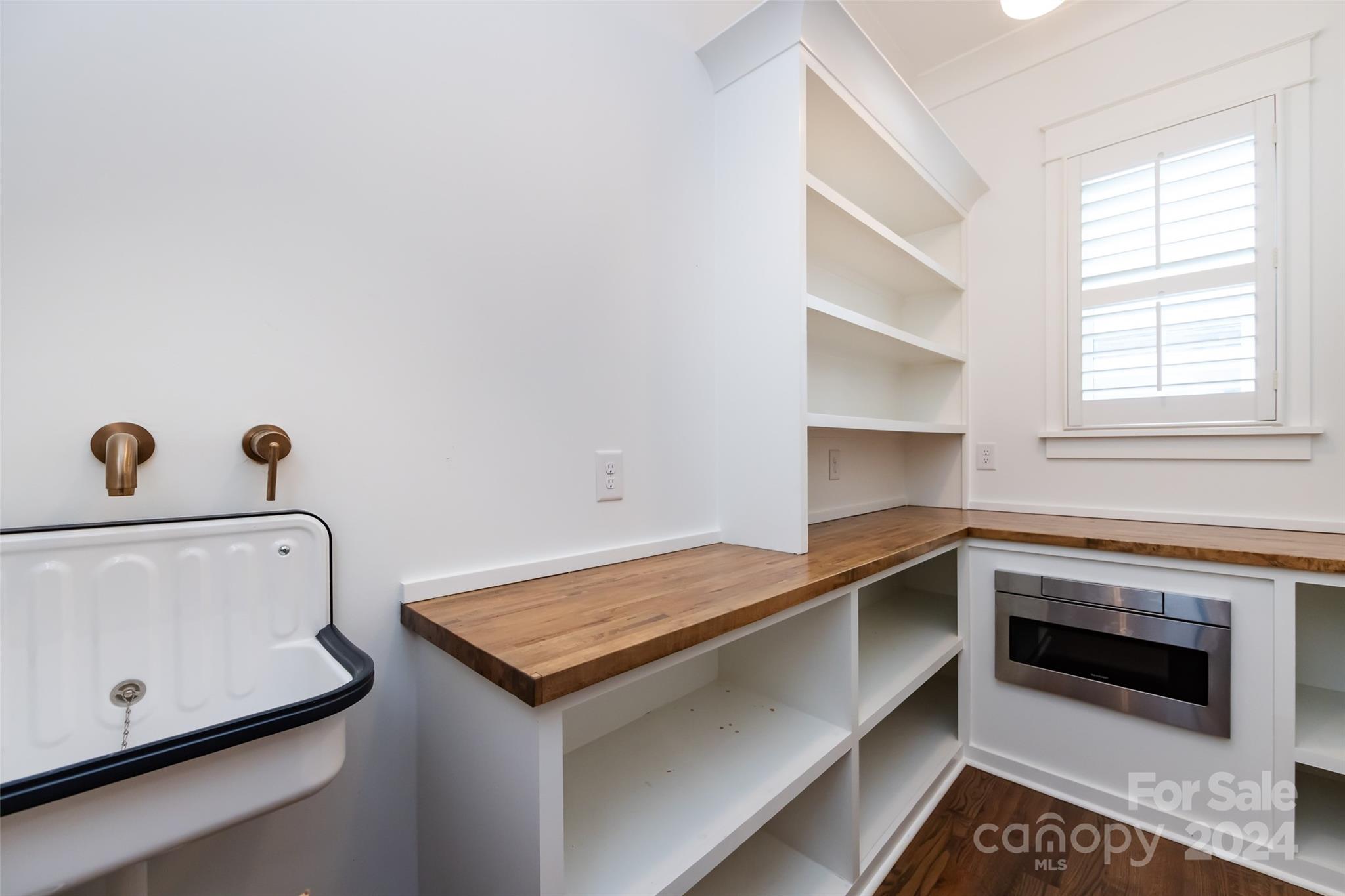2508 Daniel Street Property Photo 24