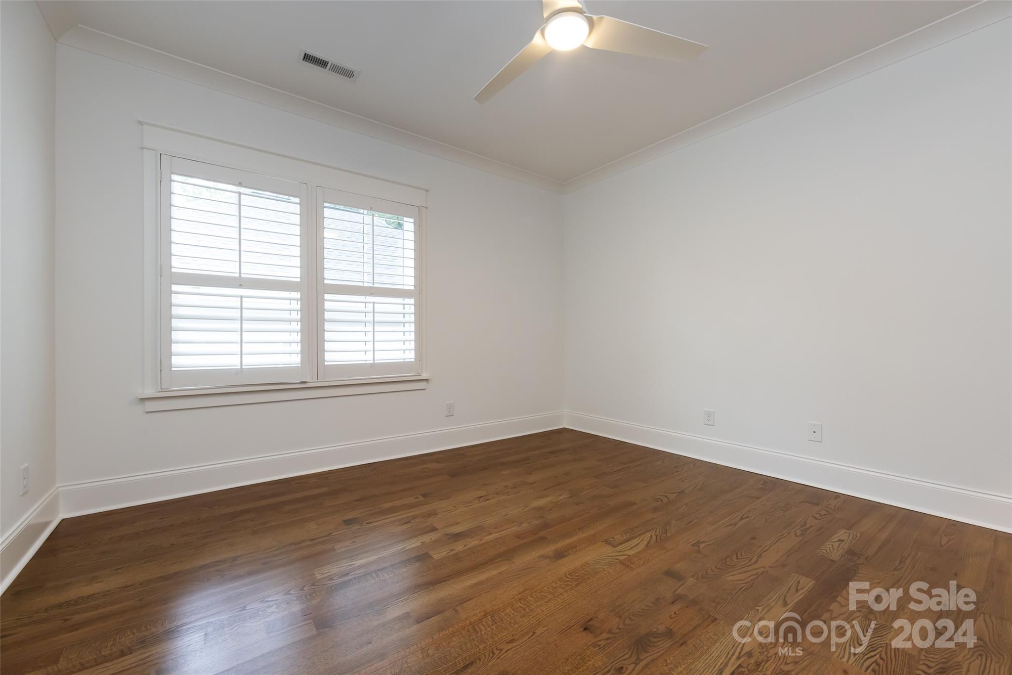 2508 Daniel Street Property Photo 37