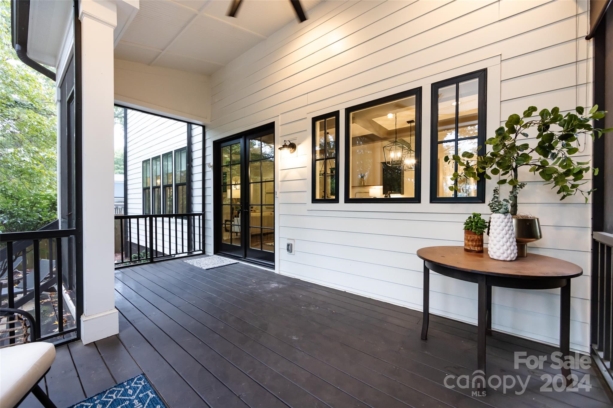 2508 Daniel Street Property Photo 42
