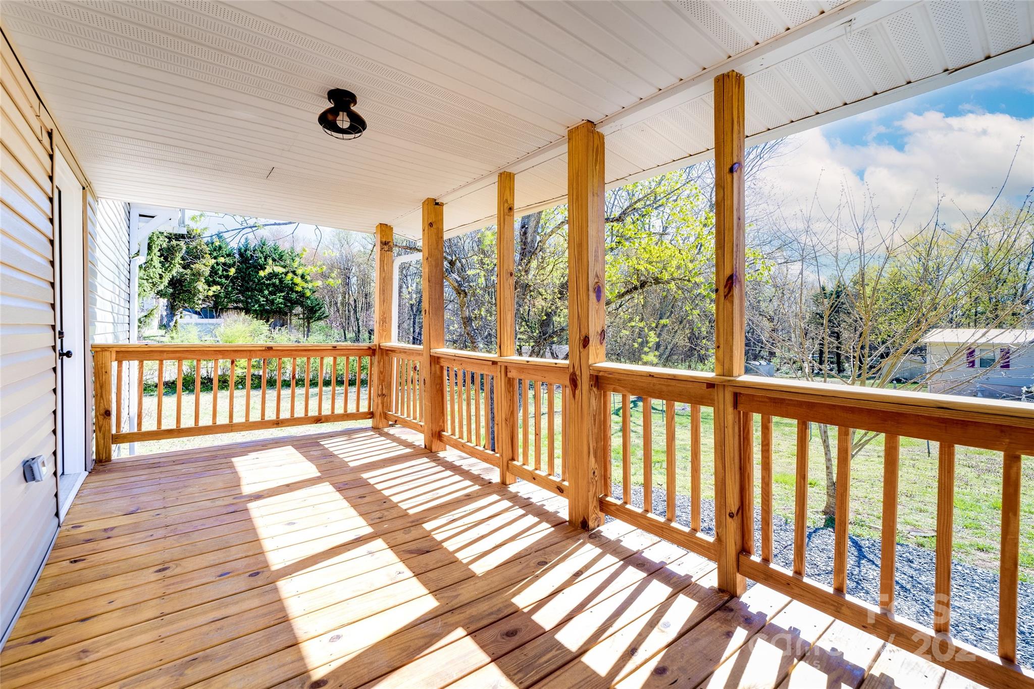 185 17th Street Property Photo 3