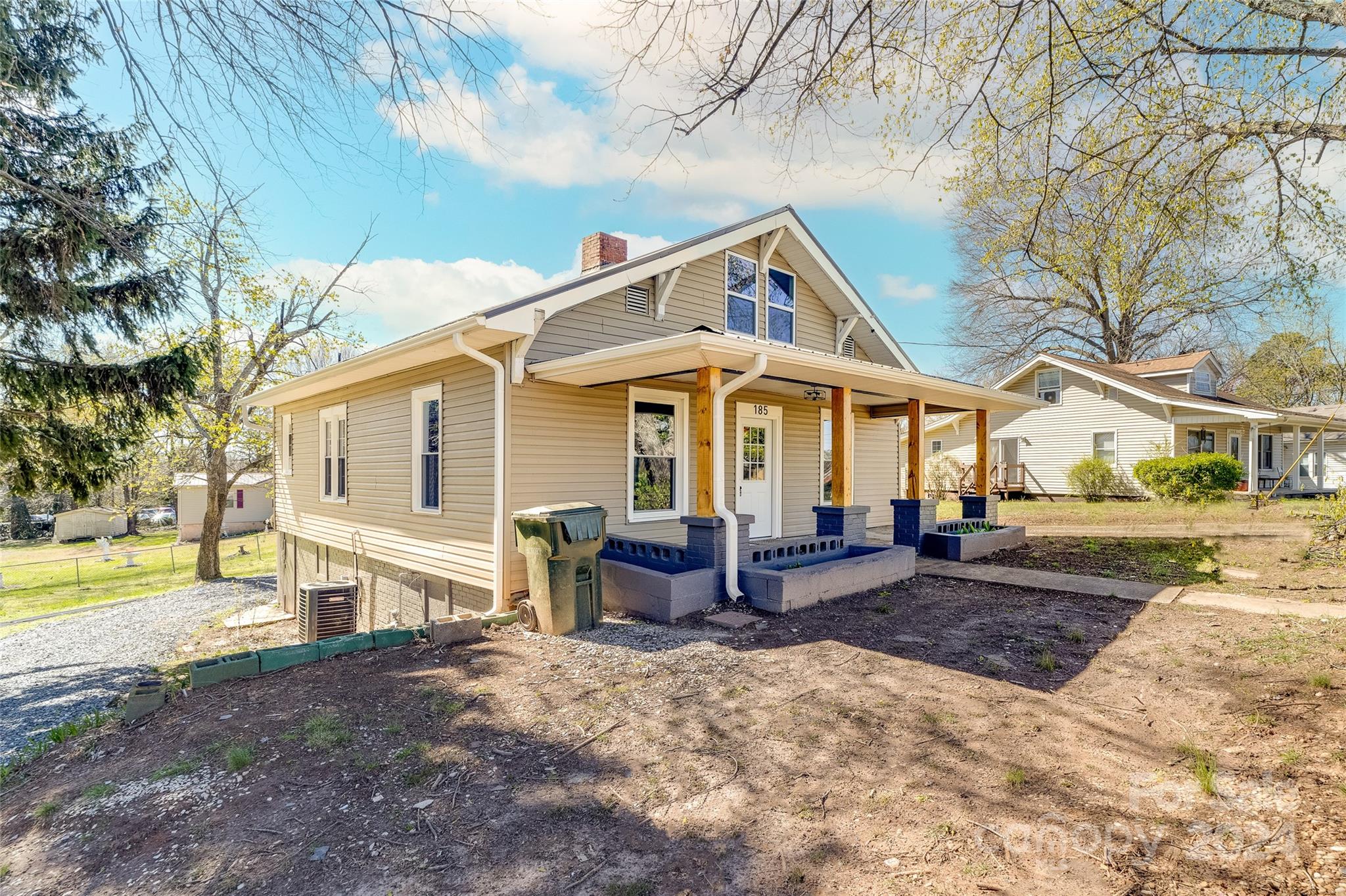 185 17th Street Property Photo 23