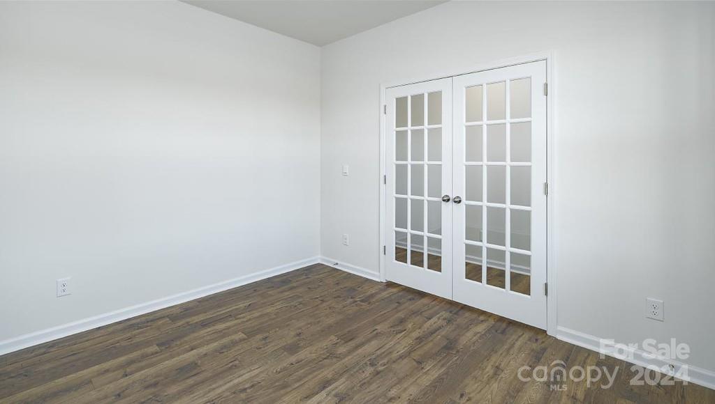 584 Country Oak Drive Property Photo 6