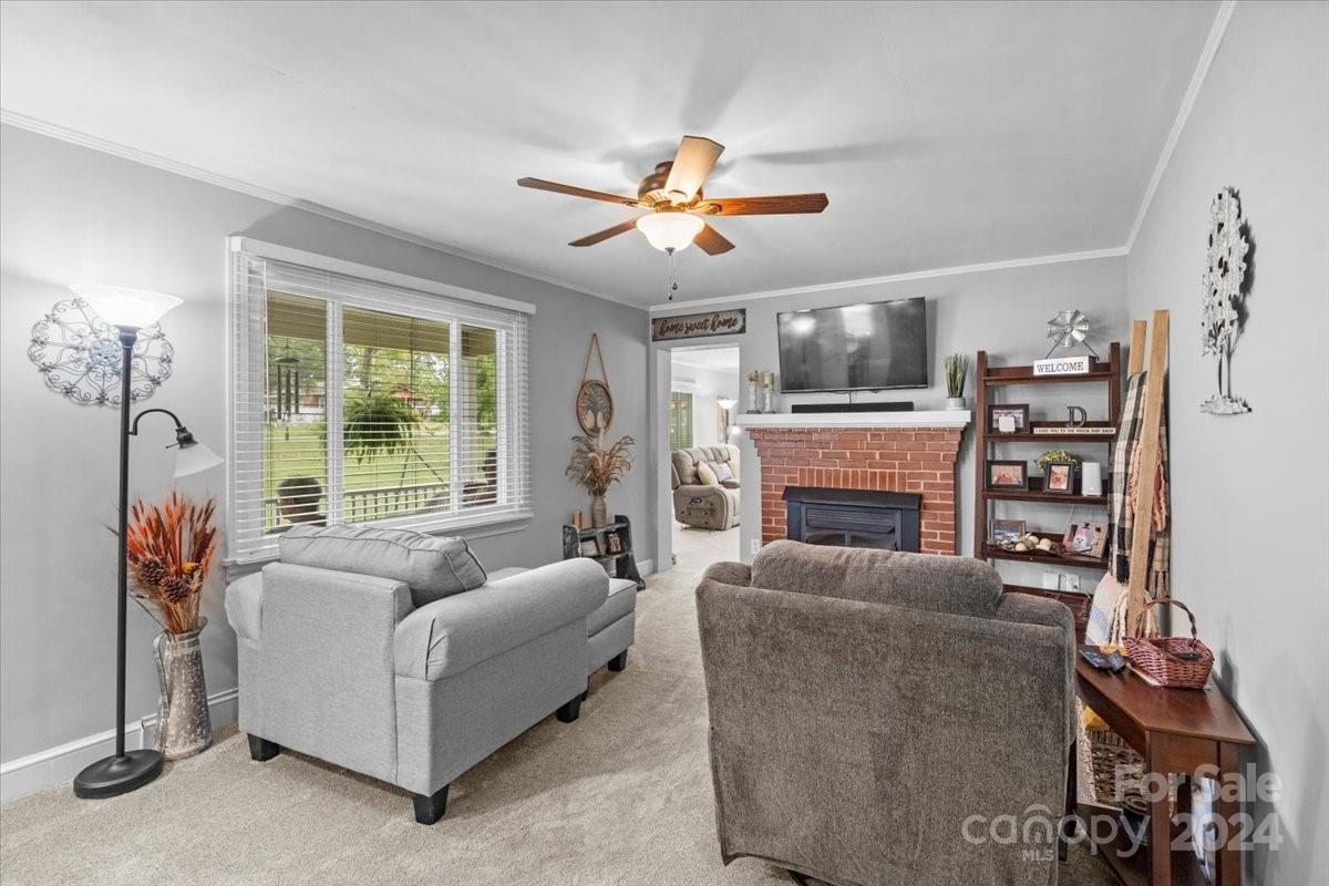 2500 Belmeade Drive Property Photo 6