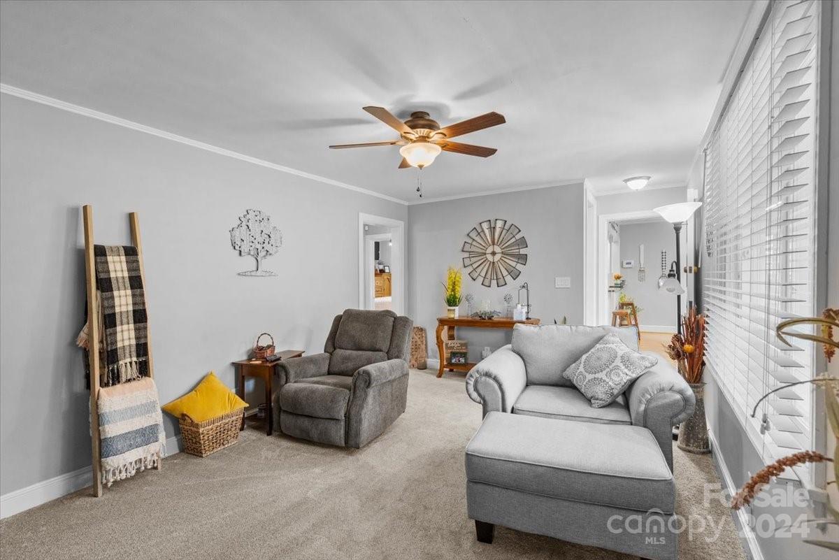2500 Belmeade Drive Property Photo 8