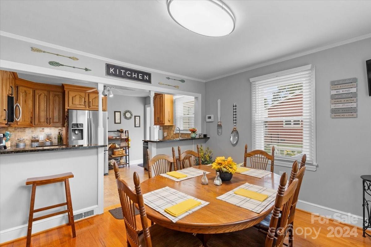2500 Belmeade Drive Property Photo 14