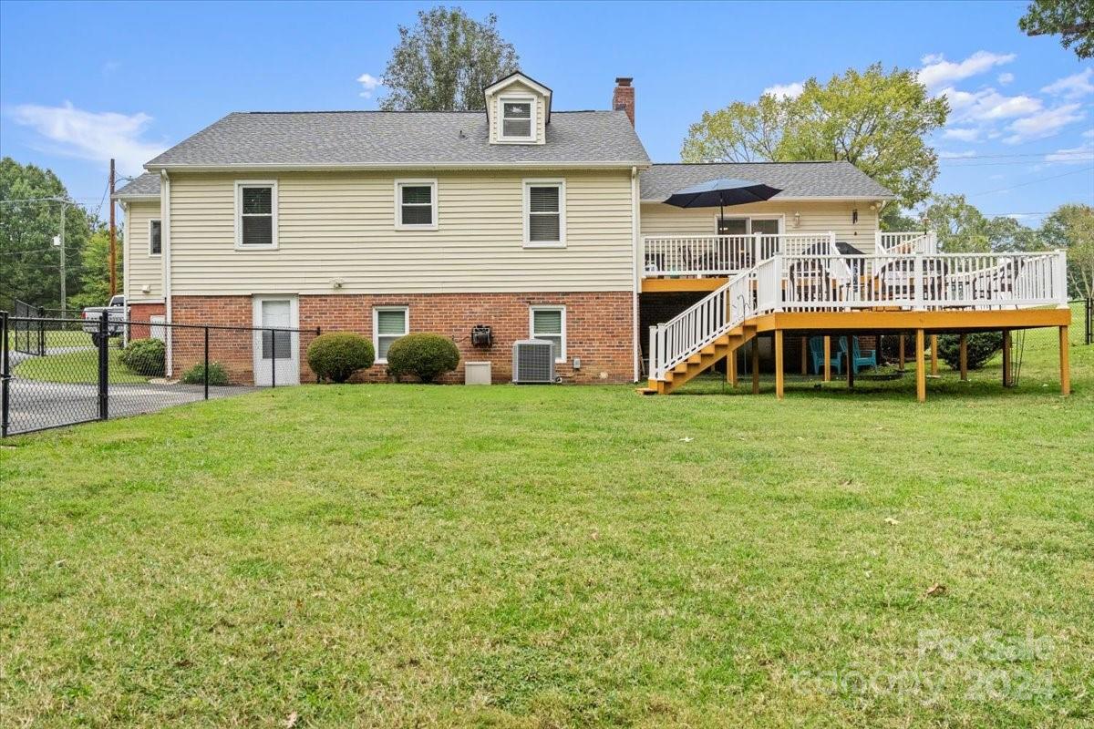2500 Belmeade Drive Property Photo 41