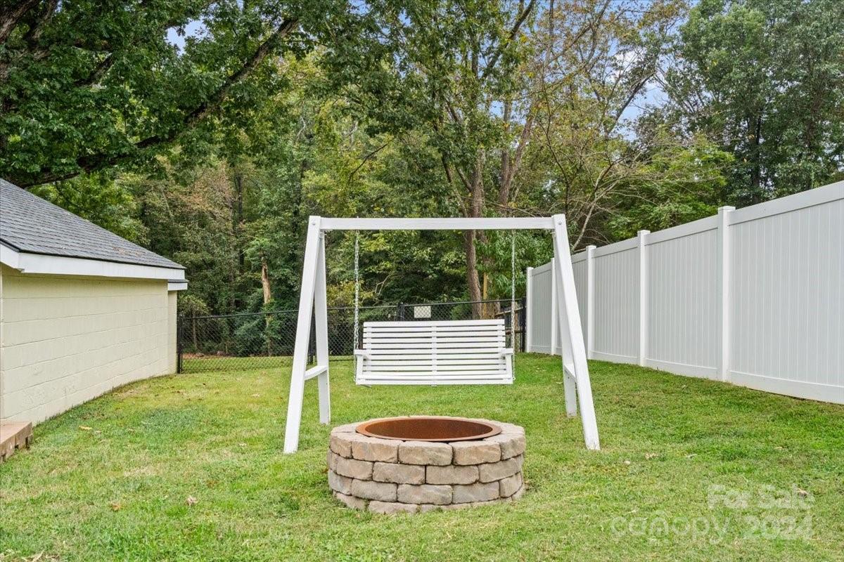 2500 Belmeade Drive Property Photo 44