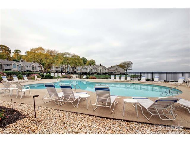 18639 Vineyard Point Lane Property Photo 7