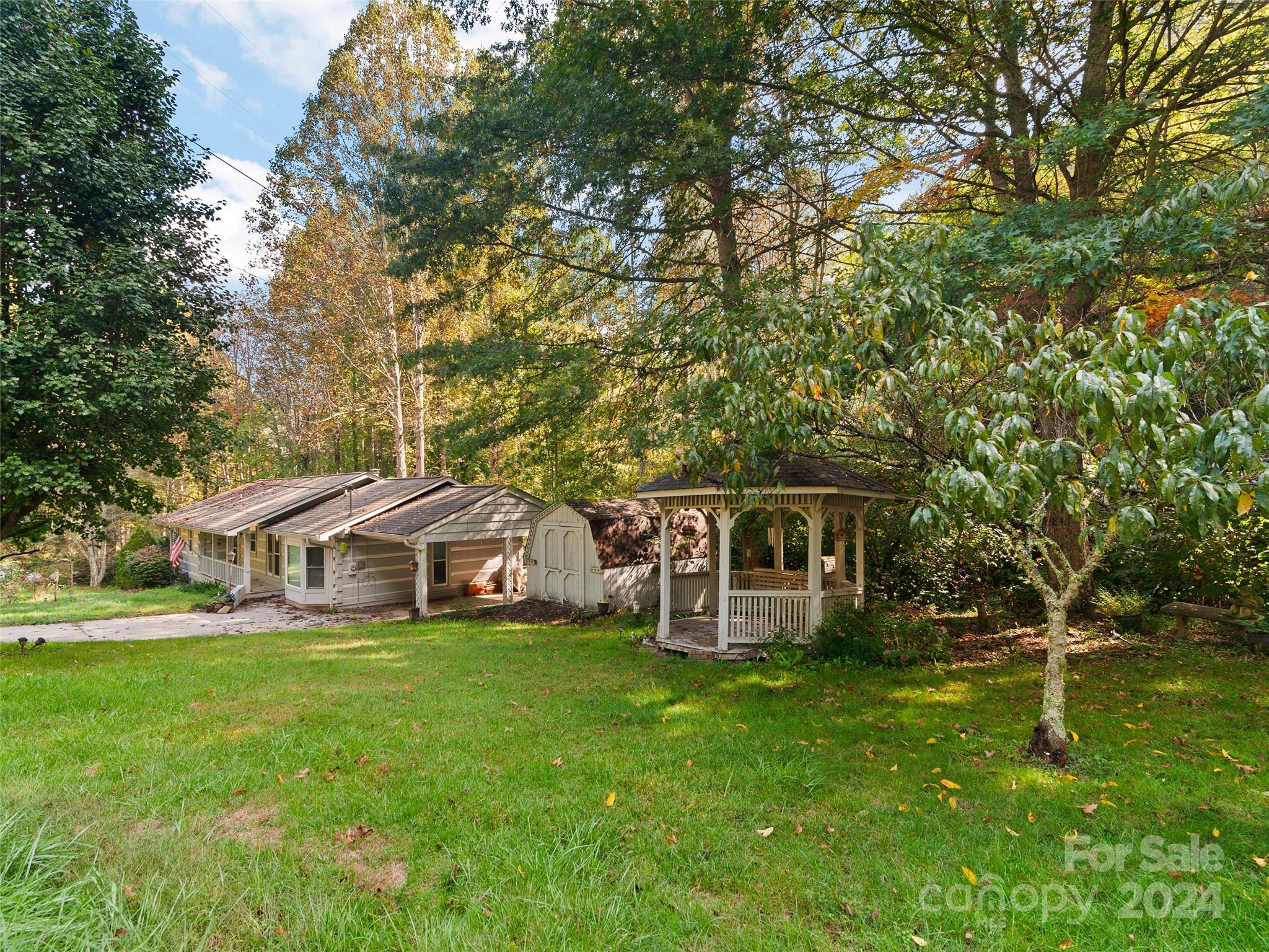 229 Medford Hannah Road Property Photo 2