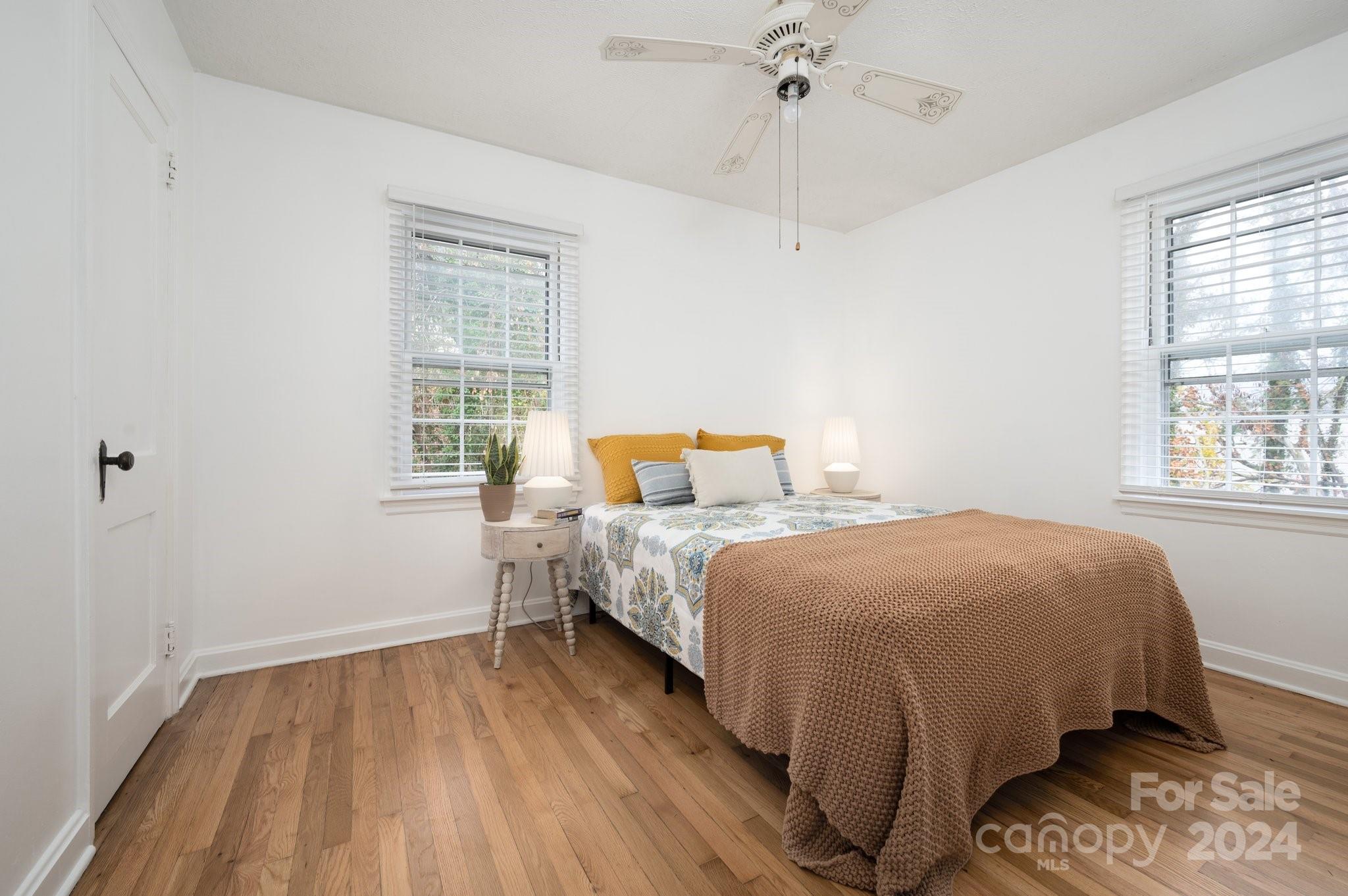 21 Lakeshore Drive Property Photo 19