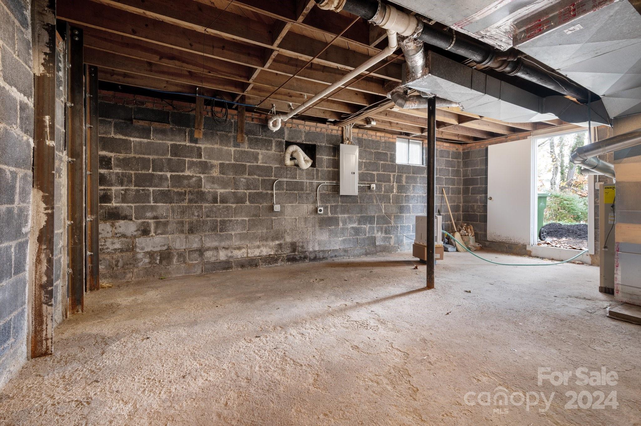 21 Lakeshore Drive Property Photo 27