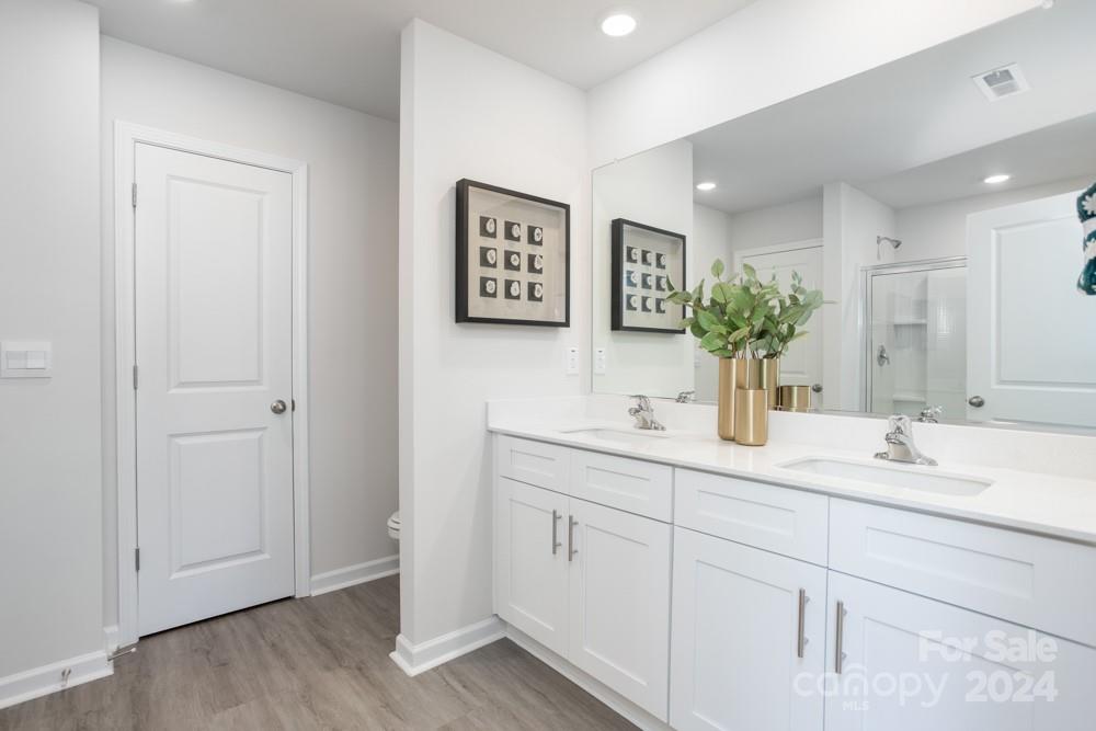 5514 Avery Drive Property Photo 18