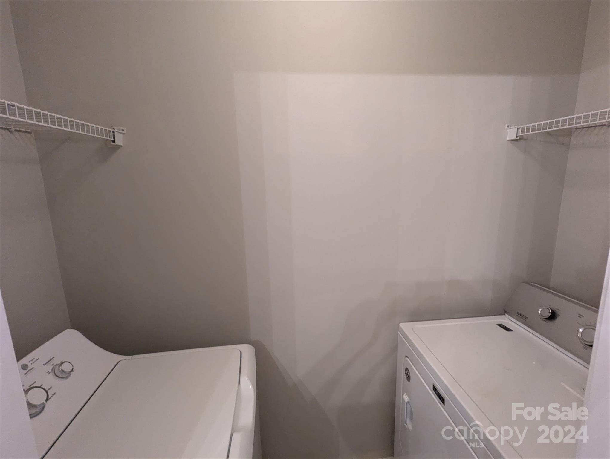 10568 Broken Branch Road Property Photo 13