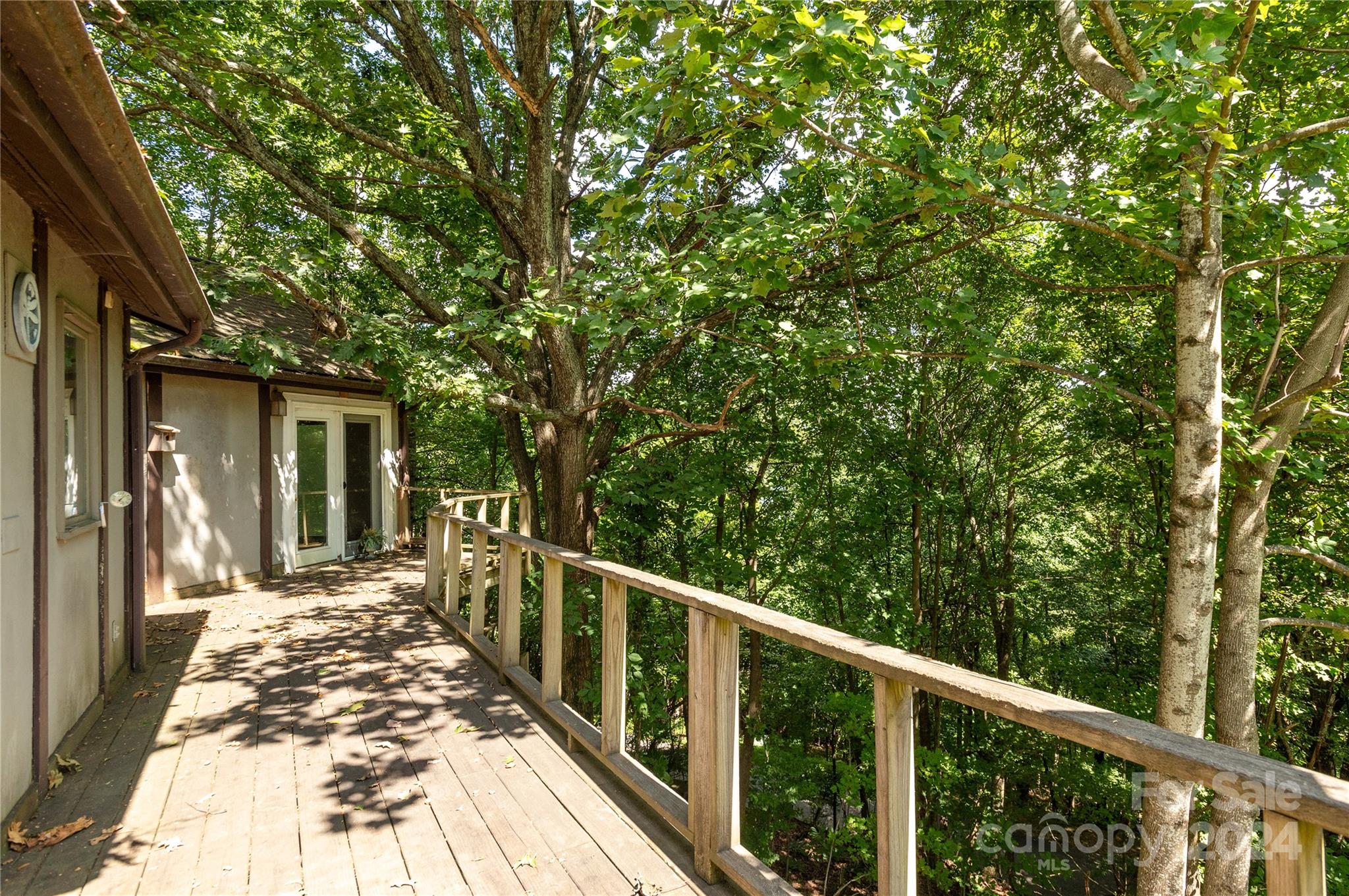 120 Pinewood Circle Property Photo 11
