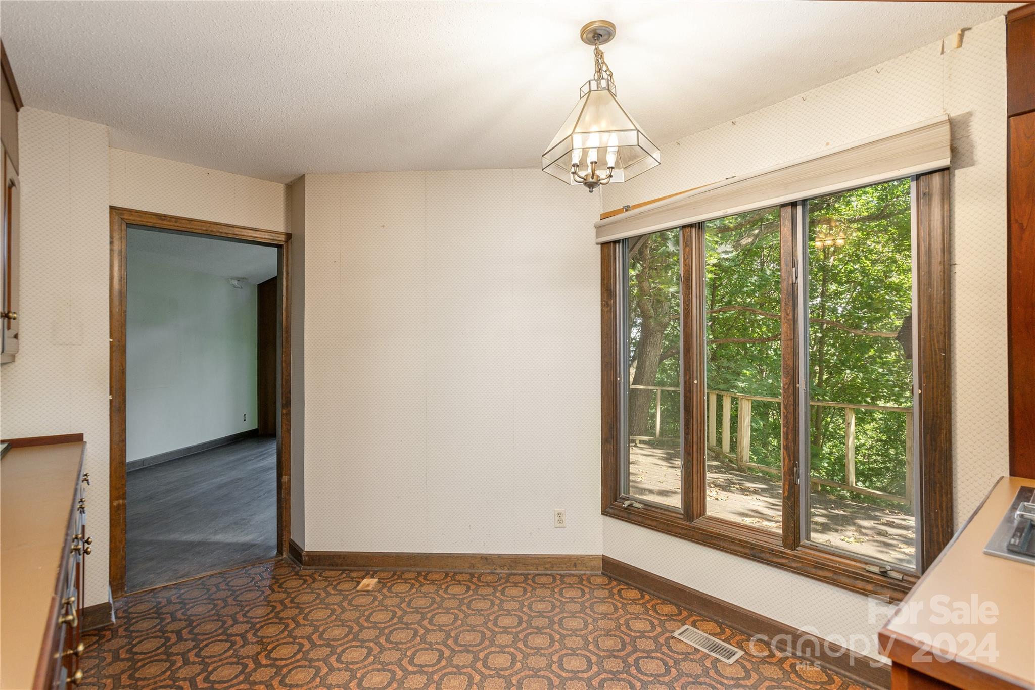 120 Pinewood Circle Property Photo 17