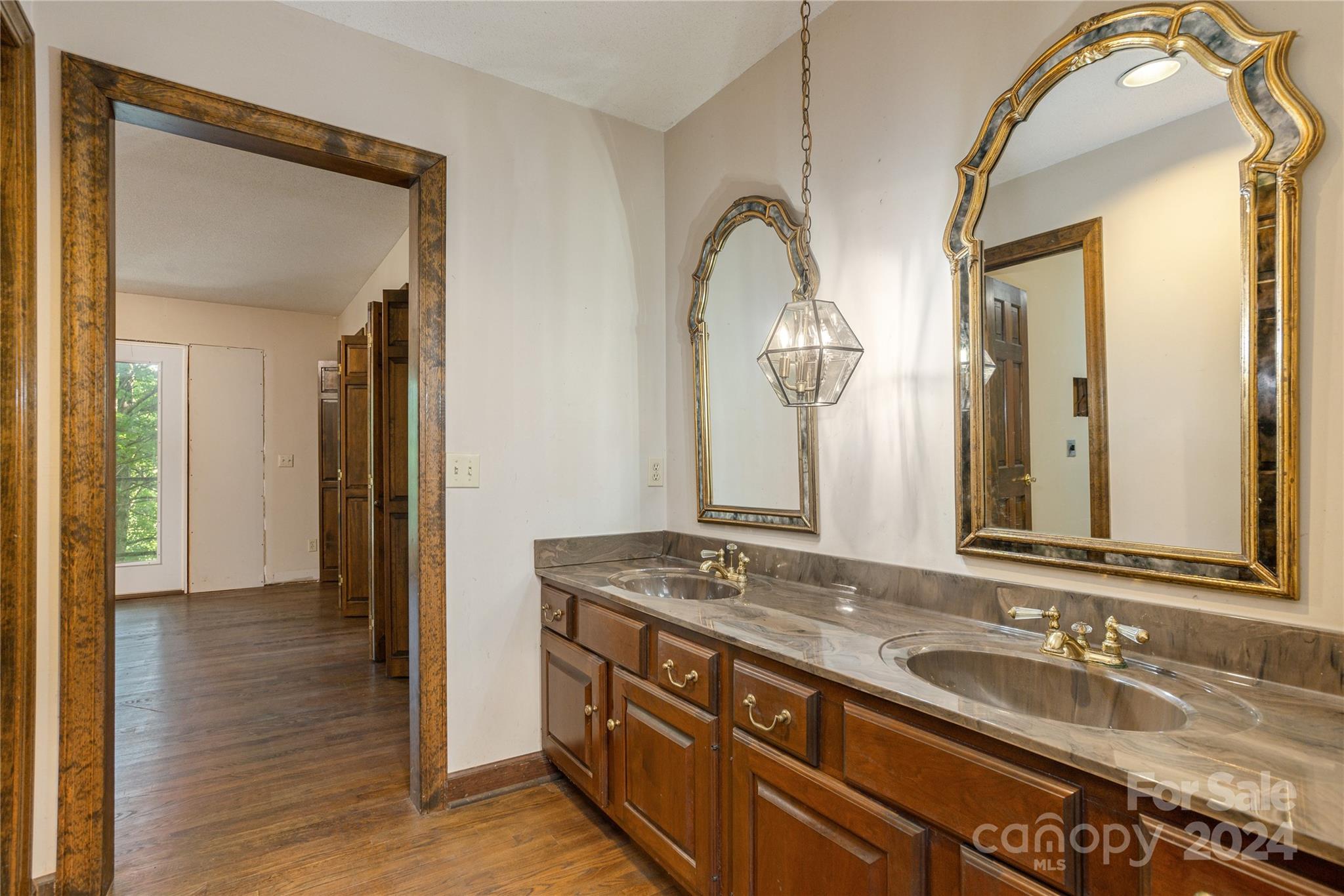 120 Pinewood Circle Property Photo 23