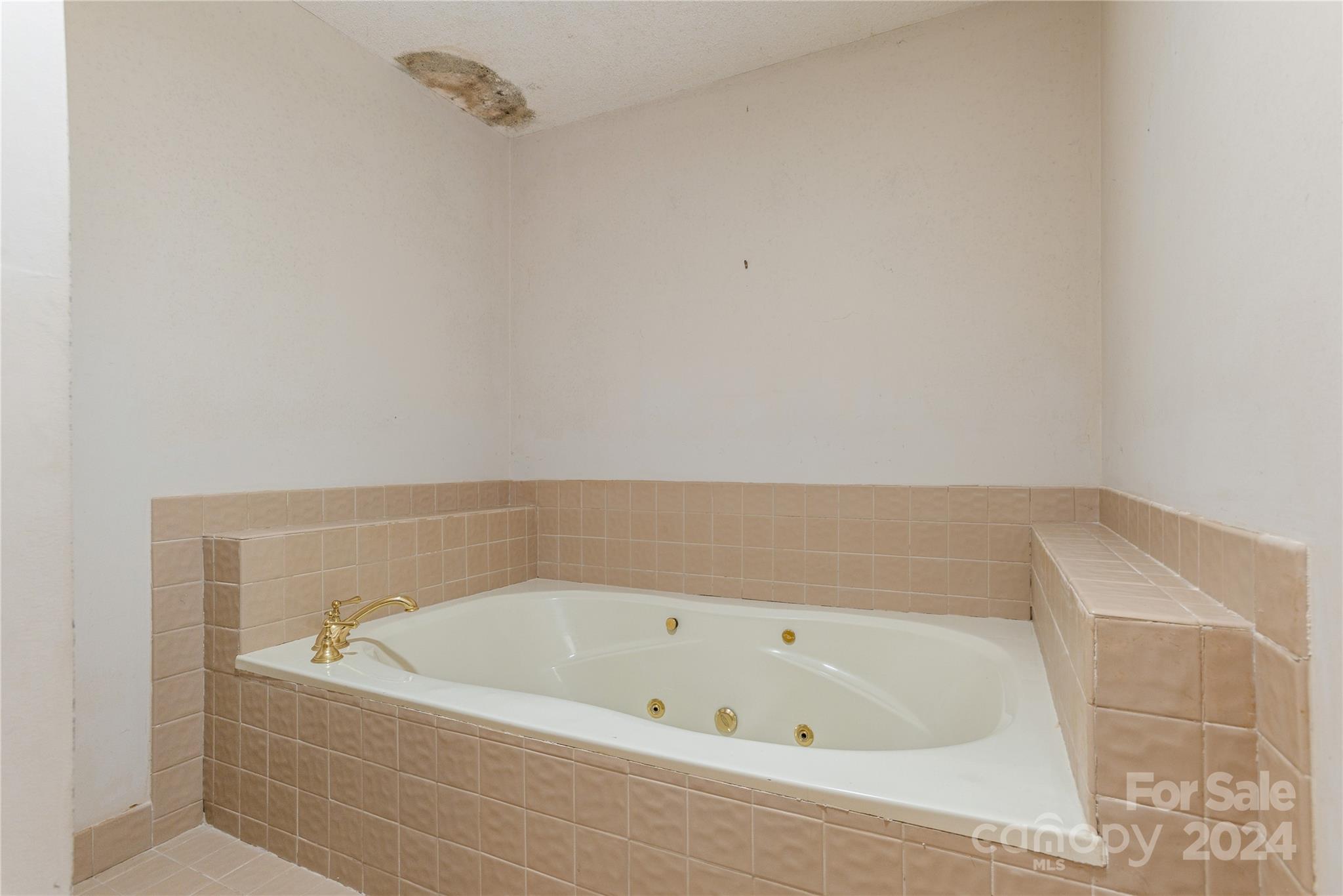 120 Pinewood Circle Property Photo 25
