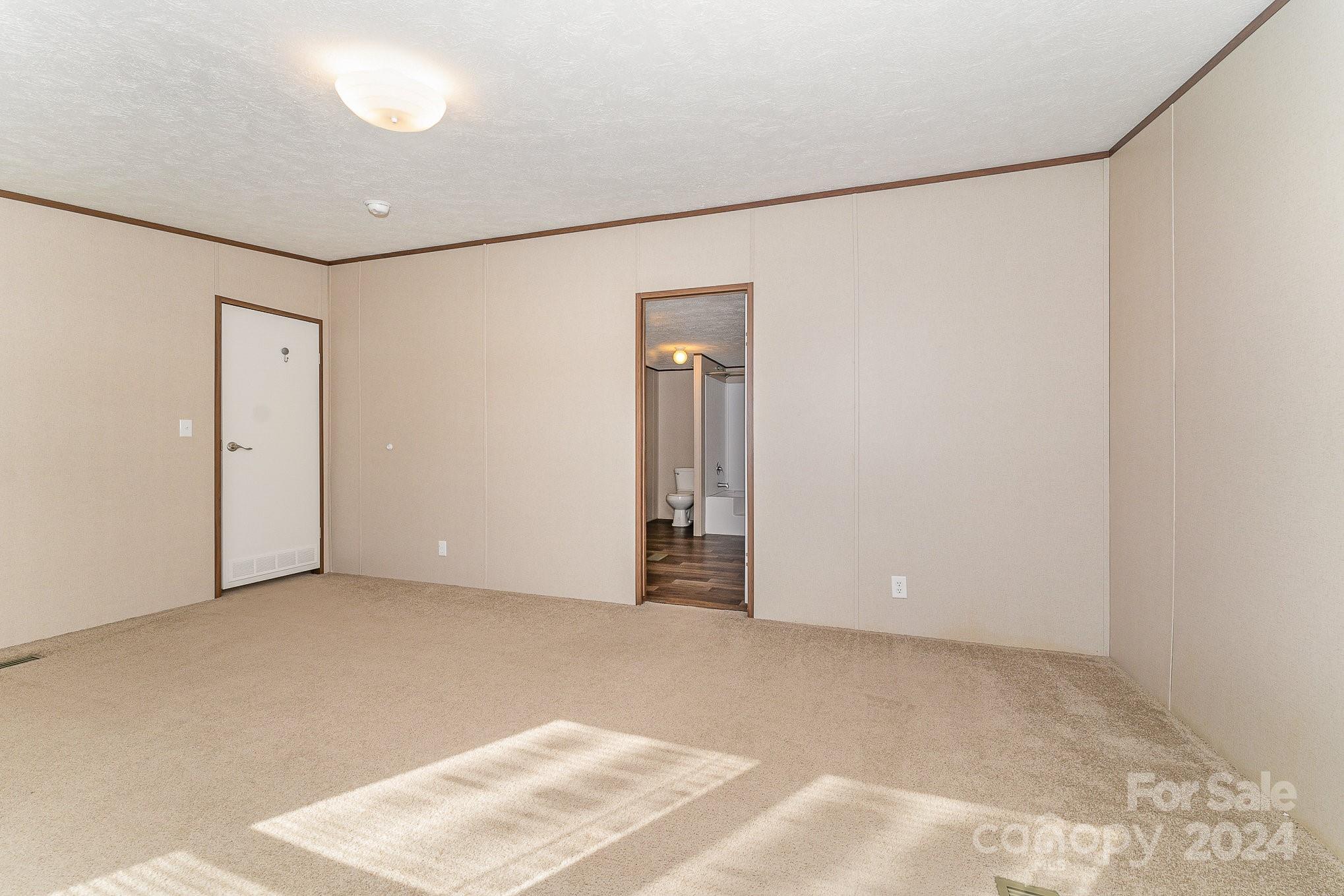 408 Silk And Tassel Row Property Photo 21