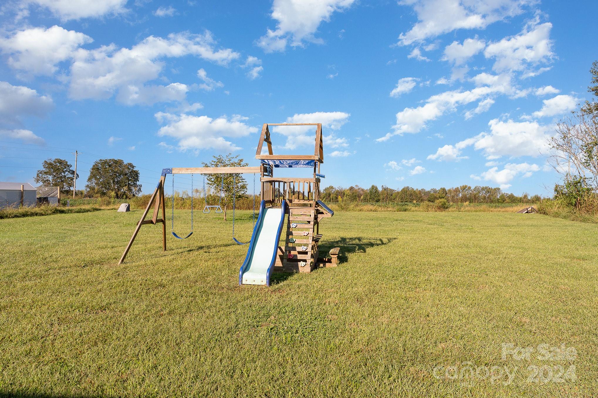408 Silk And Tassel Row Property Photo 25