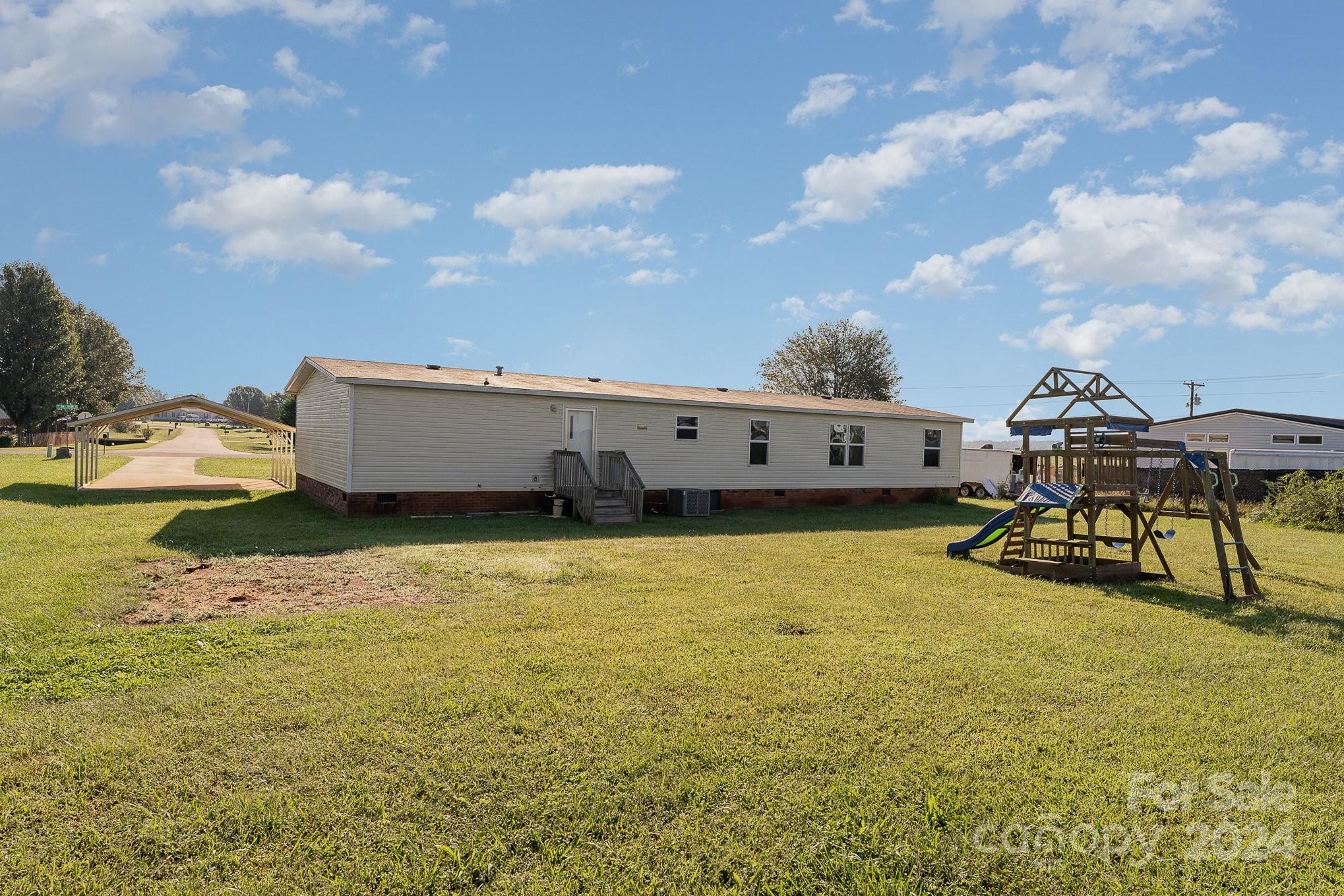408 Silk And Tassel Row Property Photo 28