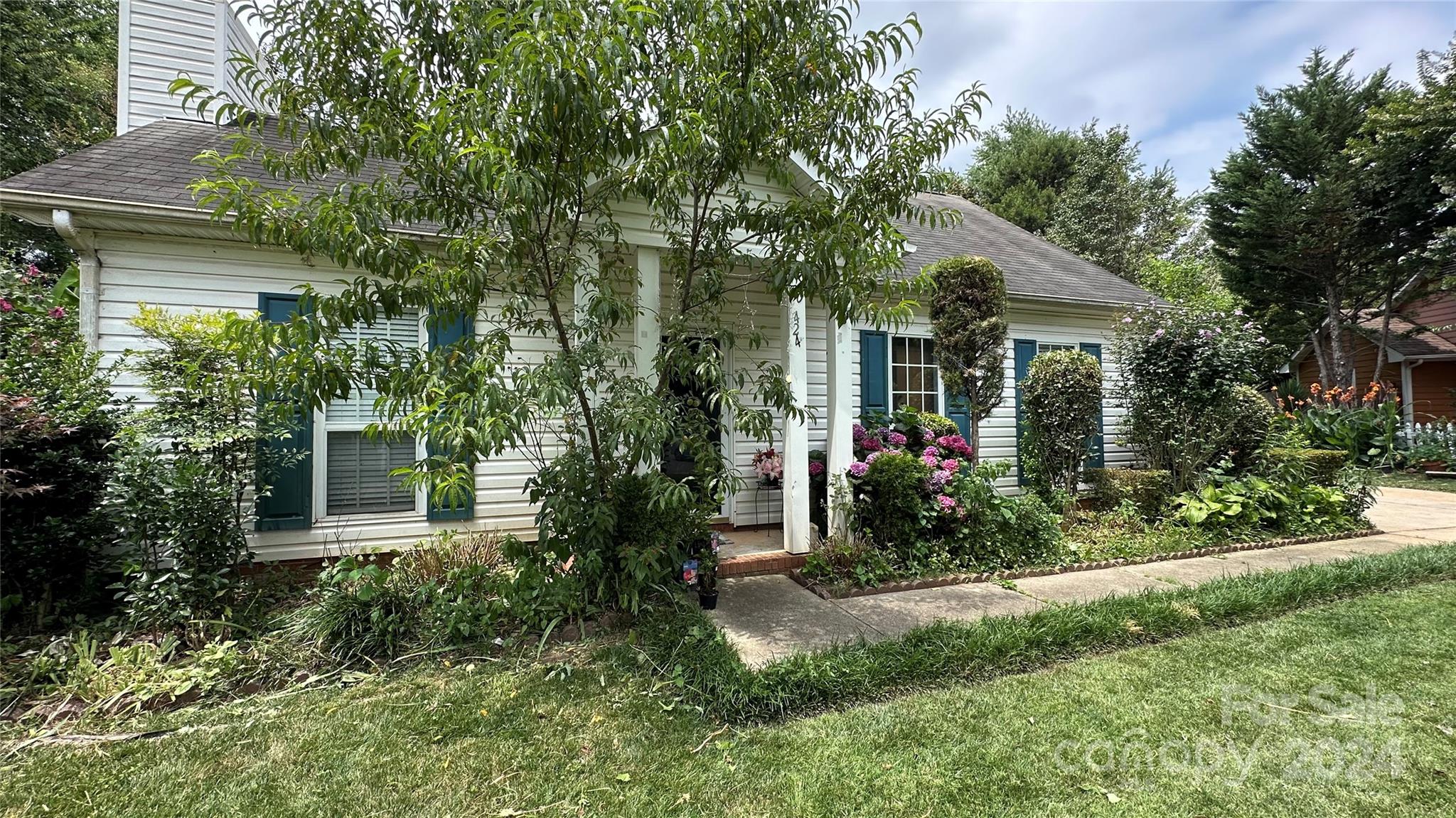 Braddock Green Real Estate Listings Main Image