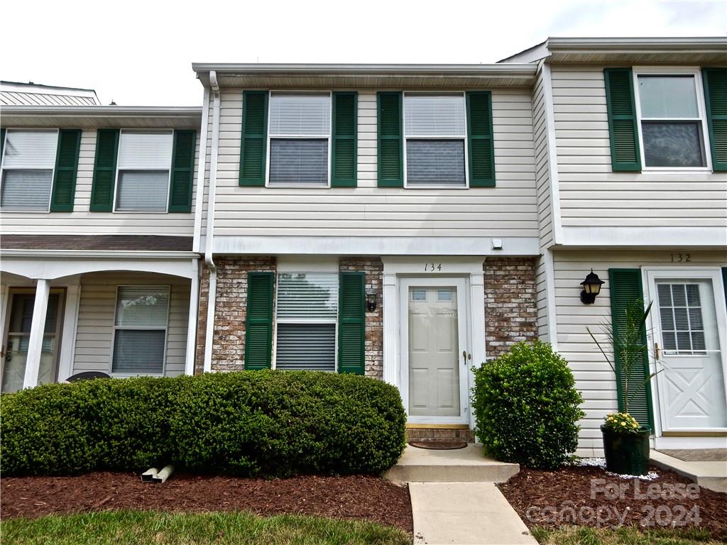 134 Water Oak Drive 134 Property Photo 2