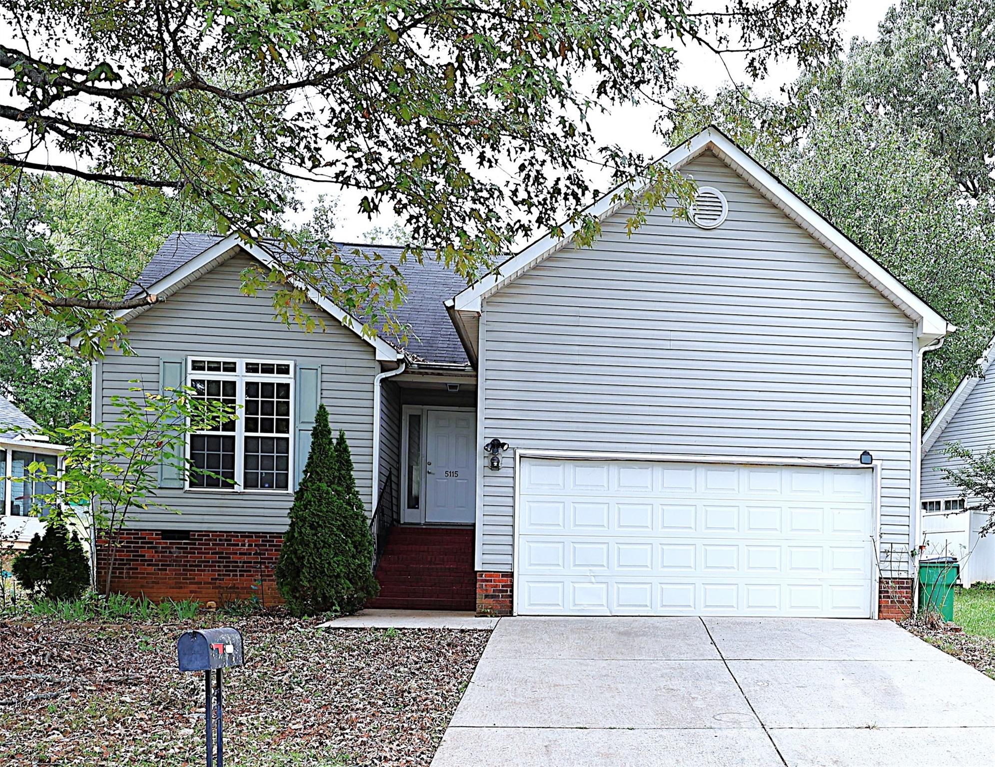 5115 Rosemede Drive Property Photo