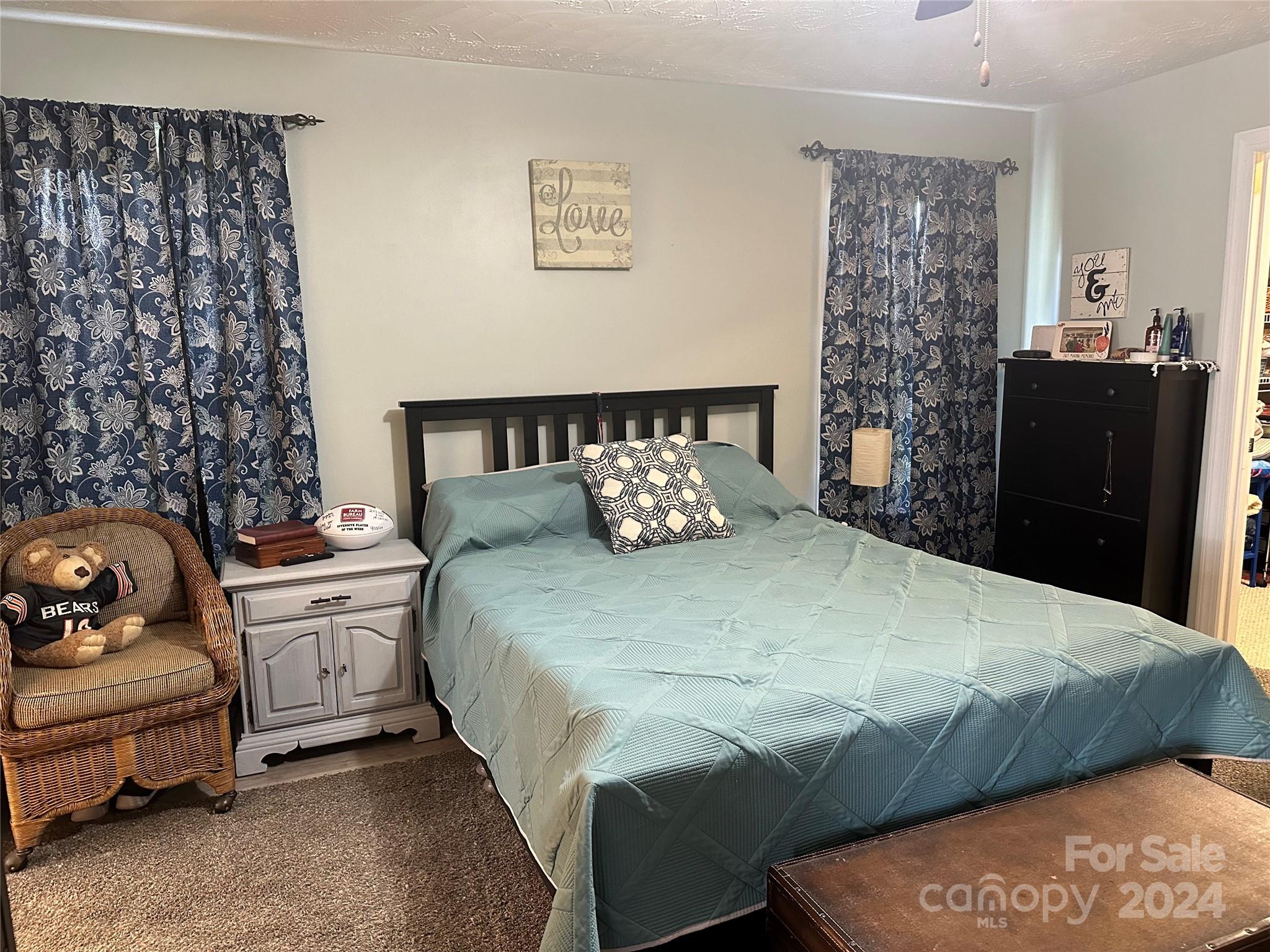 114 E Dundee Court Property Photo 13