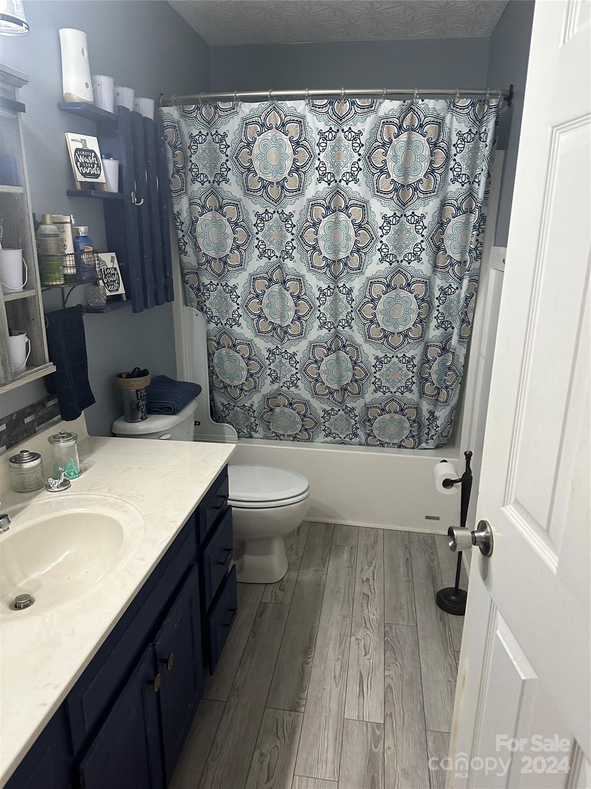 114 E Dundee Court Property Photo 21