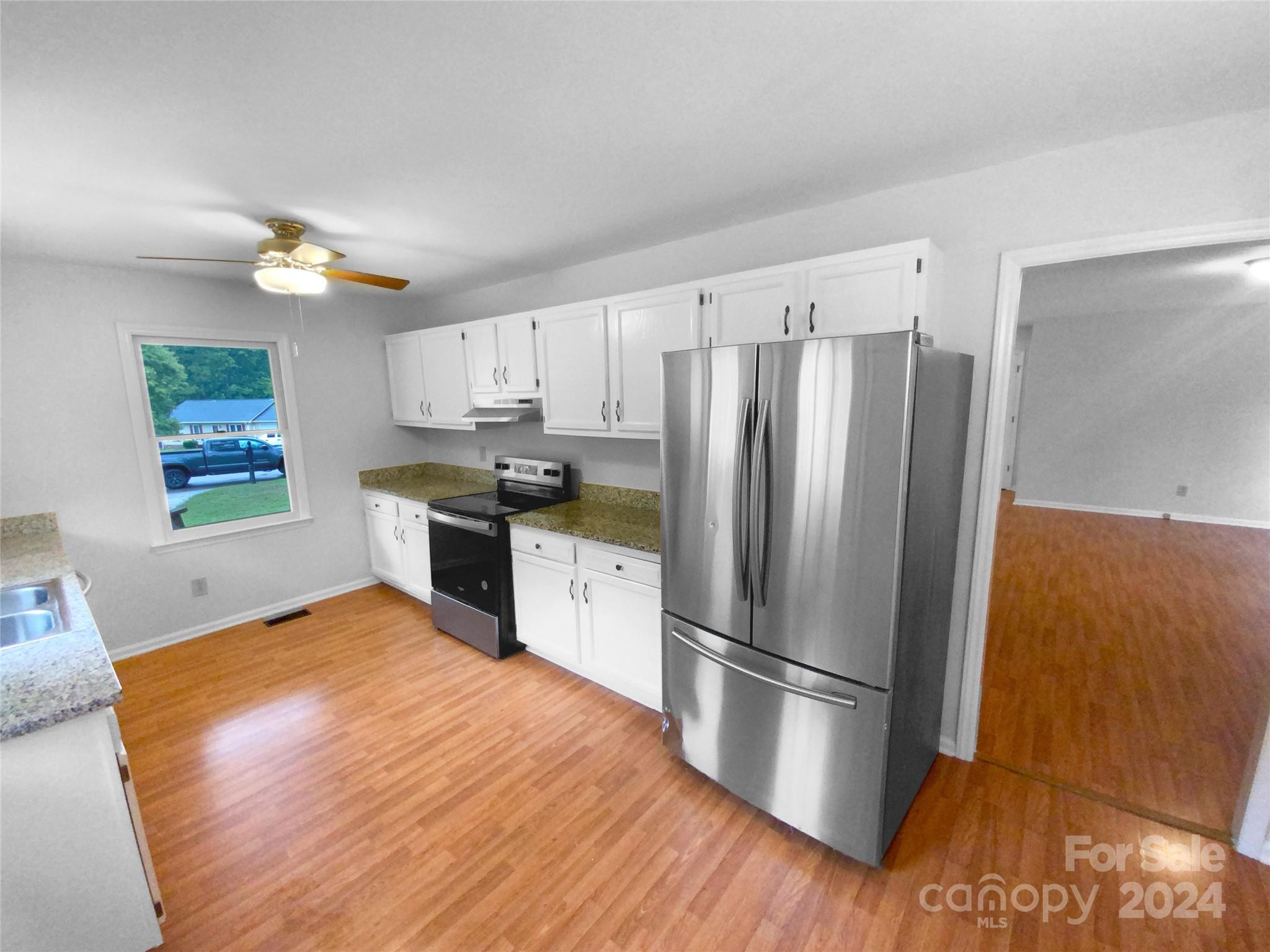 2403 Sutters Road Property Photo 2
