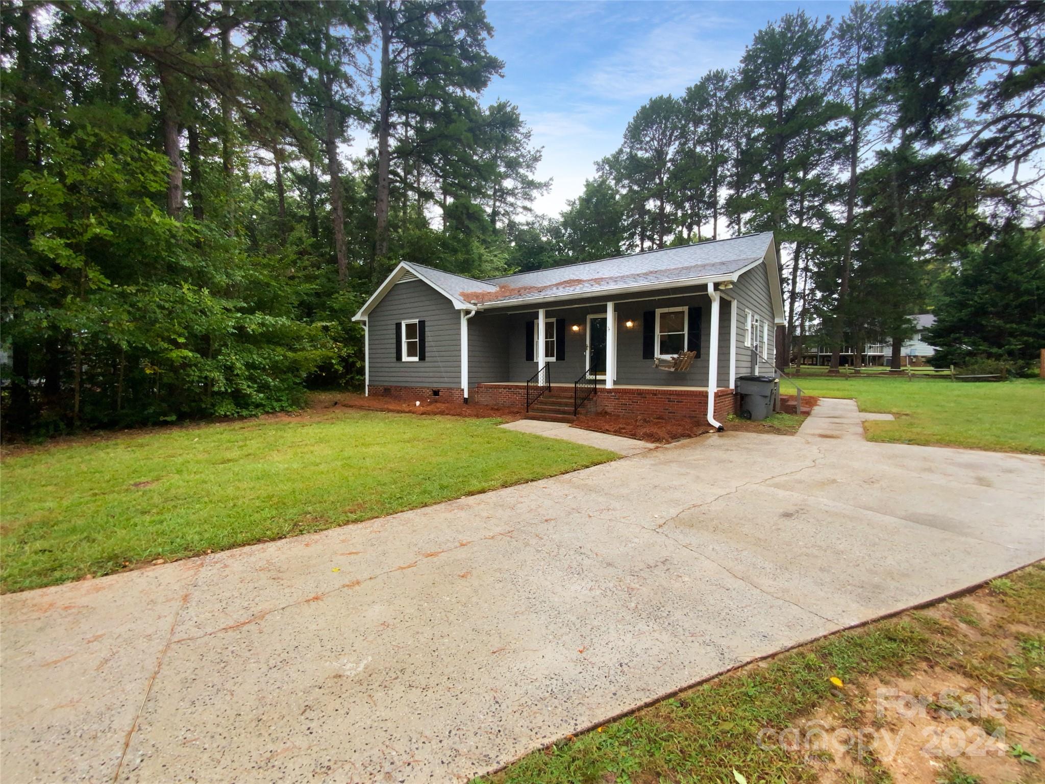 2403 Sutters Road Property Photo 8