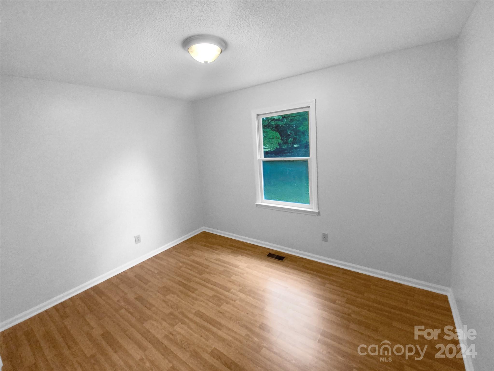 2403 Sutters Road Property Photo 17