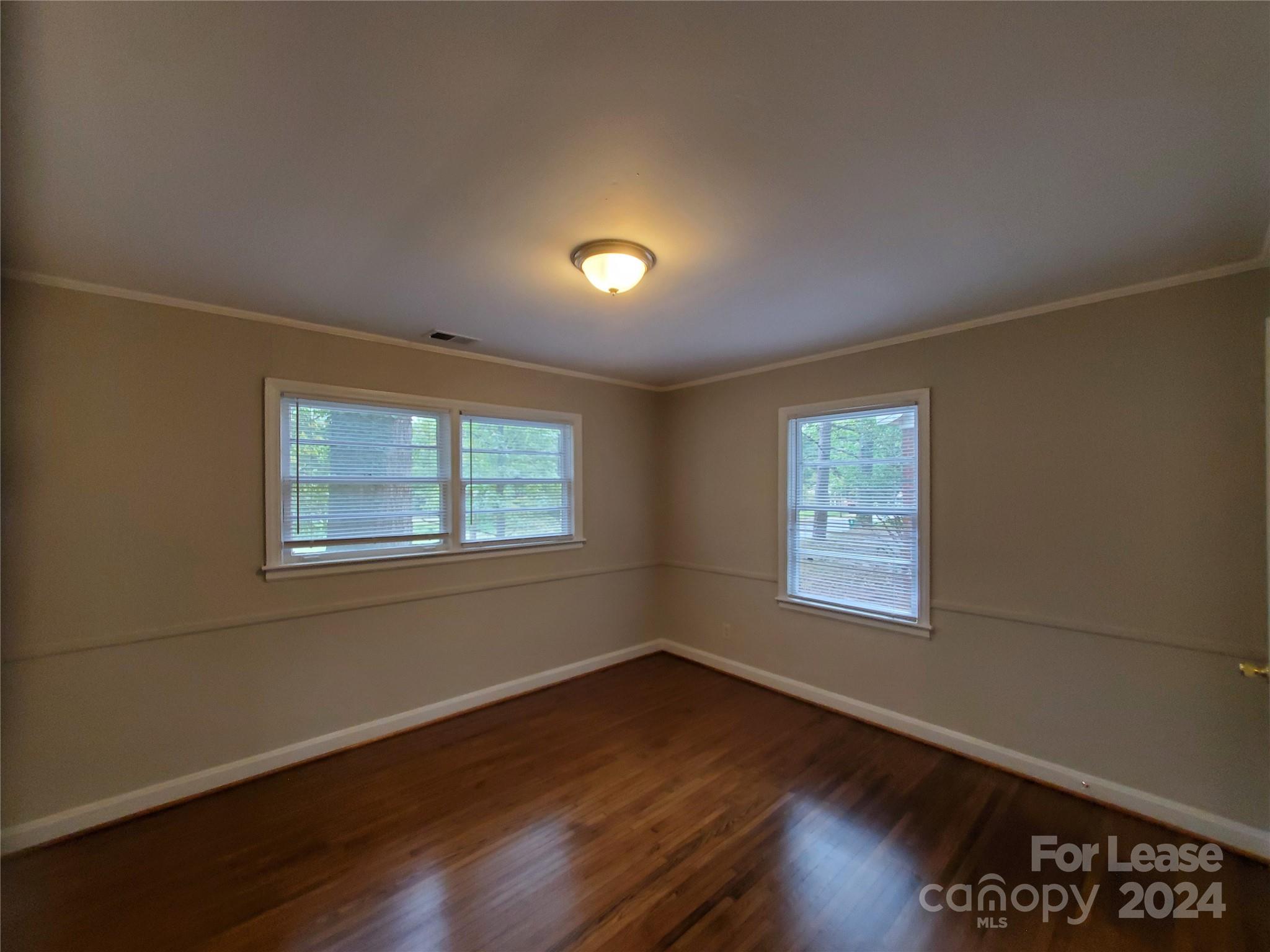 3818 Winfield Drive Property Photo 6