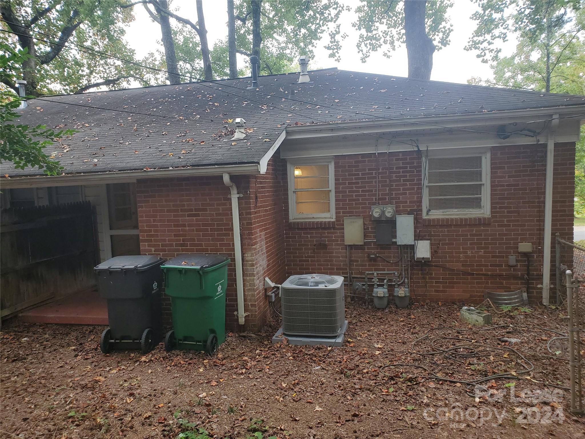 3818 Winfield Drive Property Photo 9