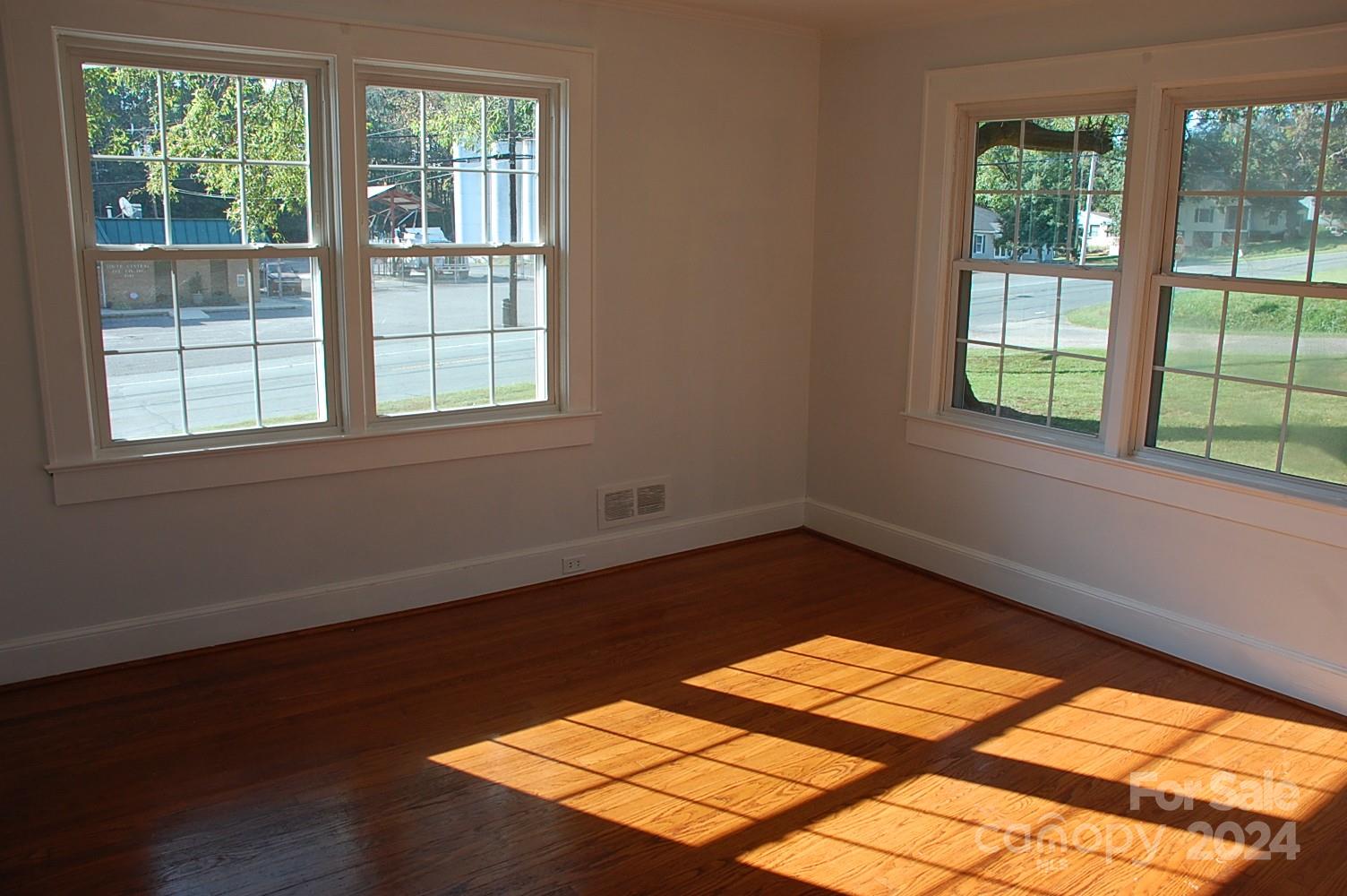2124 W Main Street C Property Photo 15
