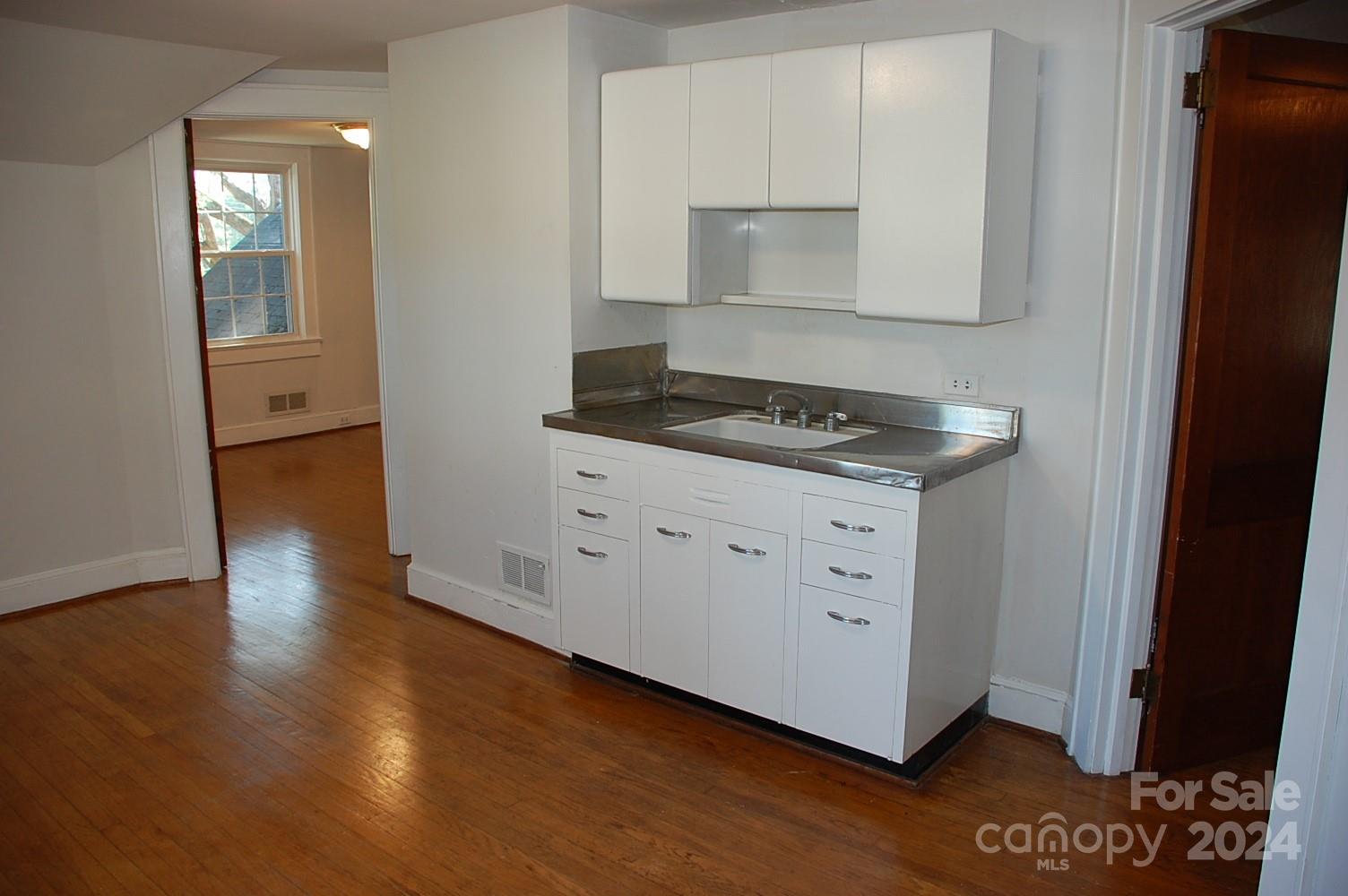 2124 W Main Street C Property Photo 25