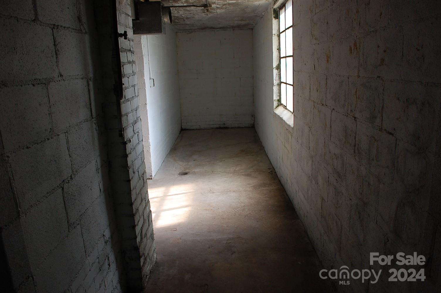 2124 W Main Street C Property Photo 32