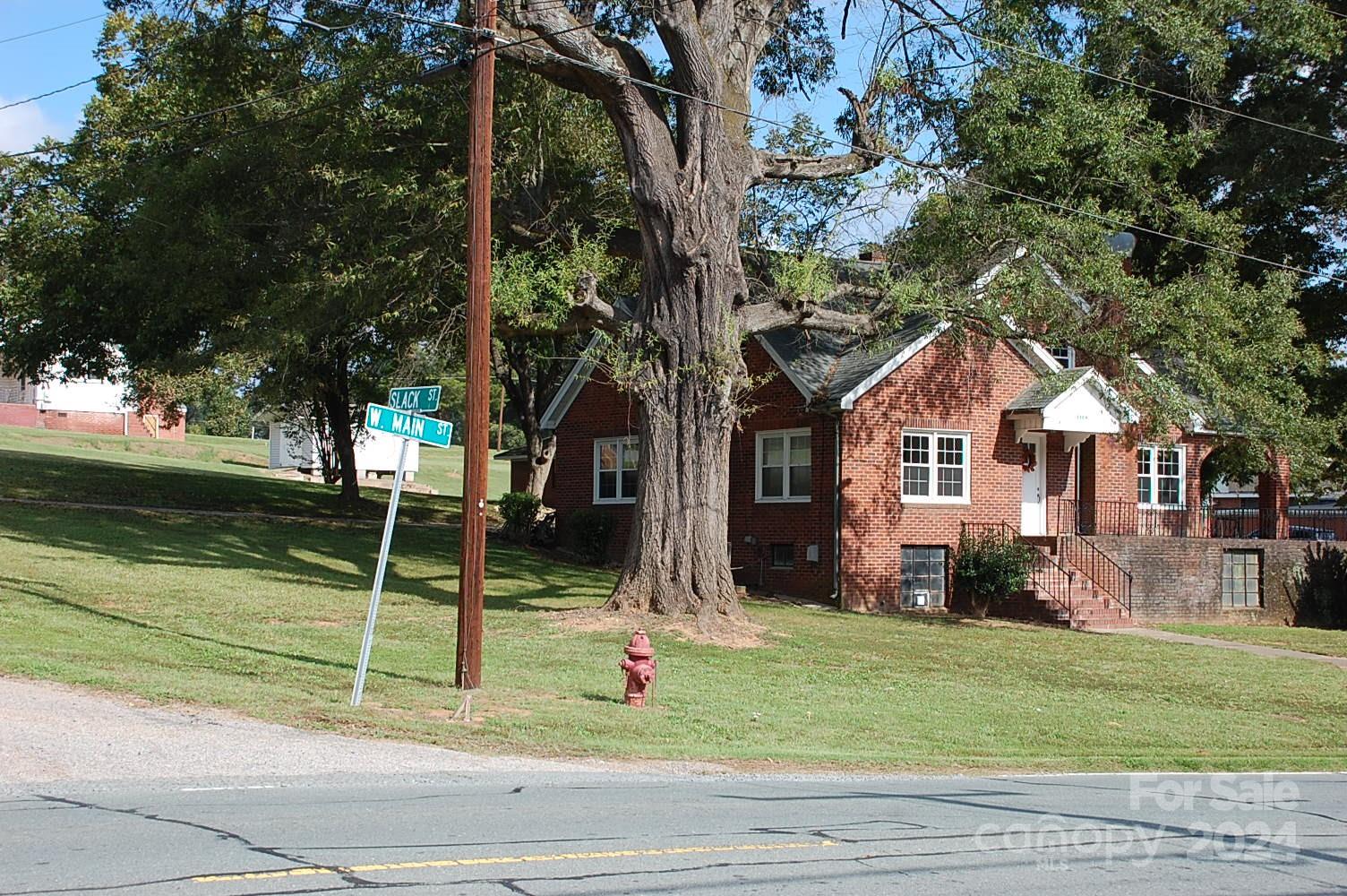2124 W Main Street C Property Photo 35