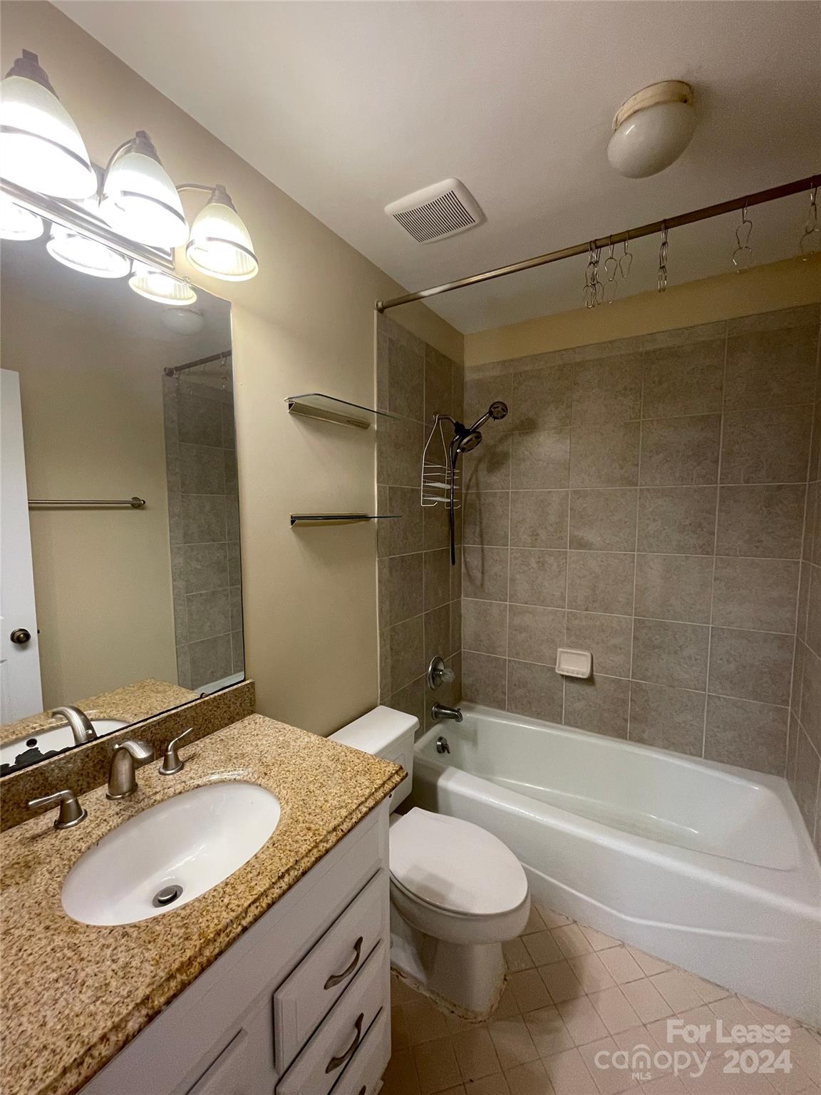212 W 10th Street 13 Property Photo 18