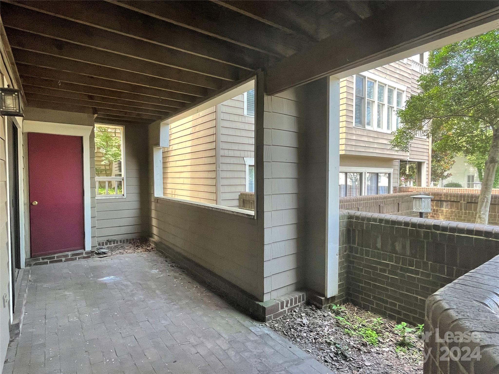212 W 10th Street 13 Property Photo 19